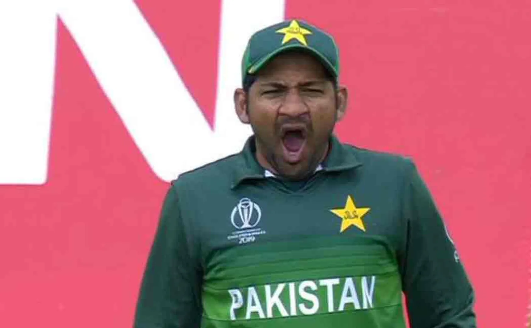 sarfaraz ahmed sacked as pakistan captain