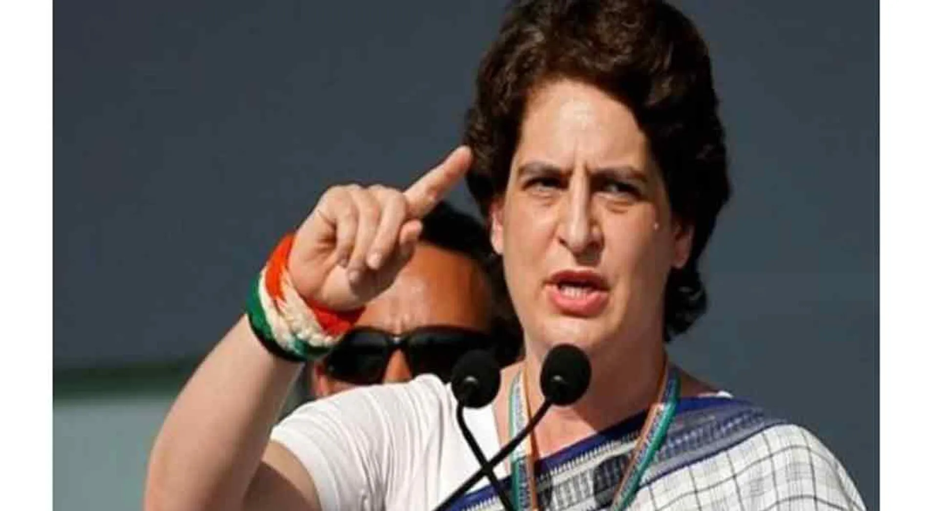  Modi government conducts comedy circus! - Priyanka 