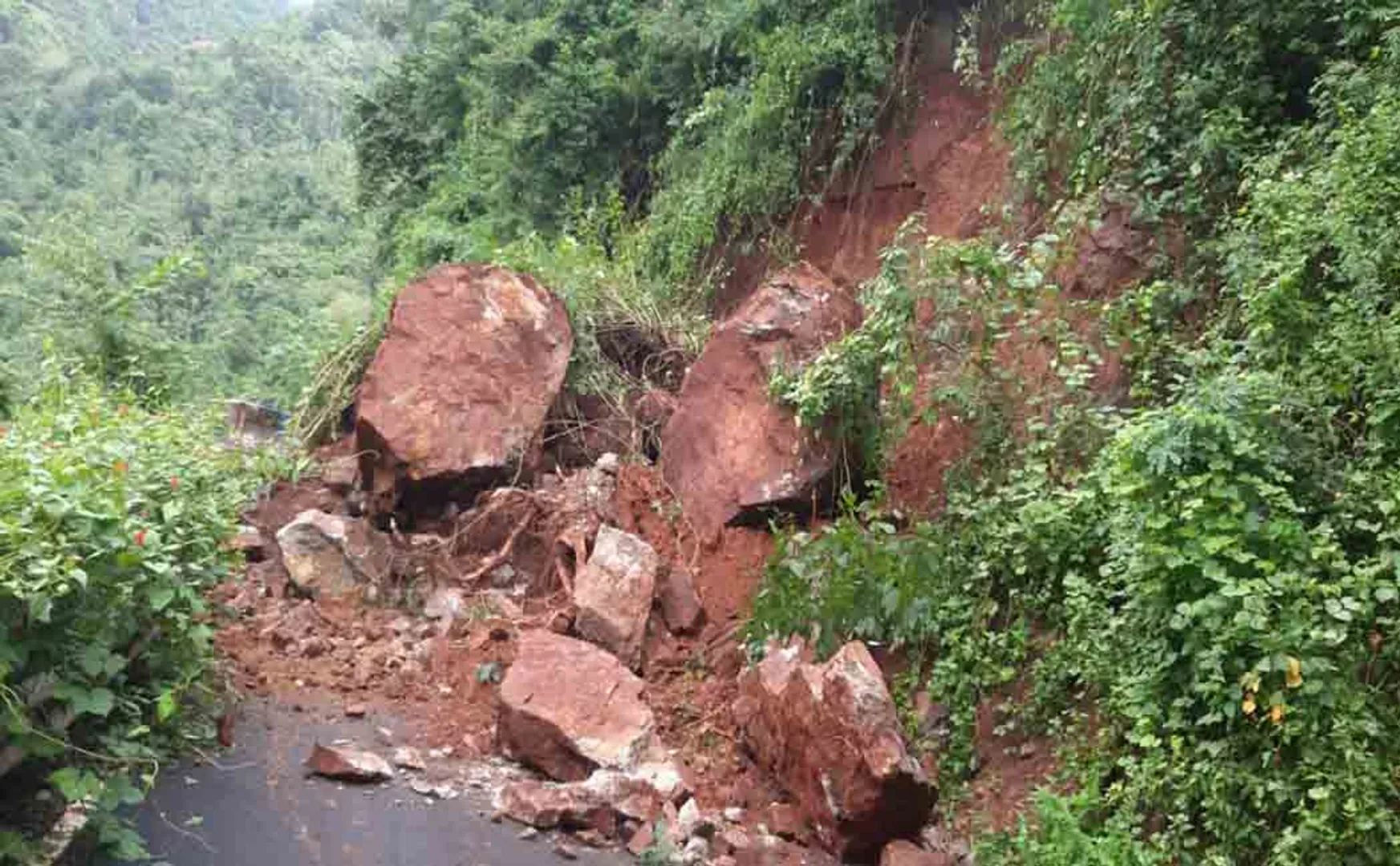DINDIGUL HEAVY RAIN KODAIKANAL TRIP AVOID PEOPLES 