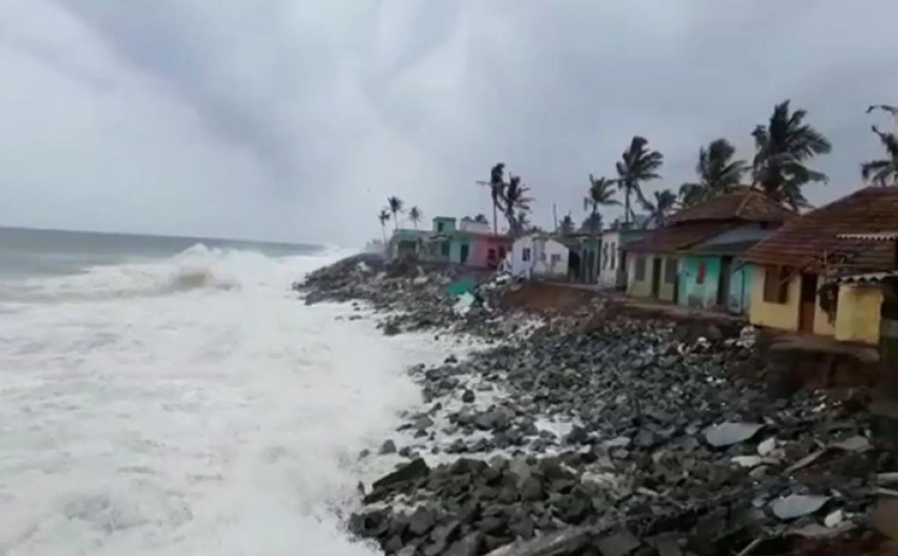 KANYAKUMARI SEA FISHERMENS VILLAGE PEOPLES AFFECTED IN SEA COURT ORDER 