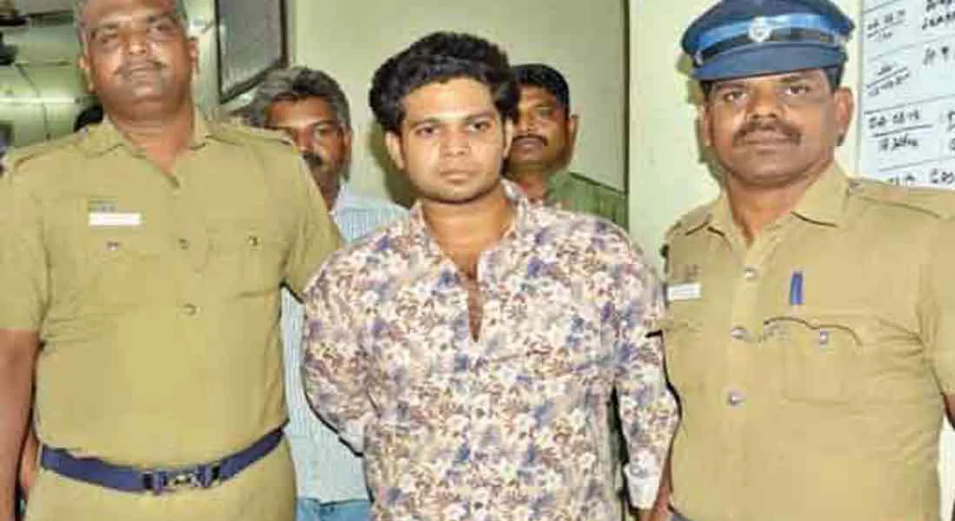  Pollachi case;  two thugs canceled including Thirunavukarasu