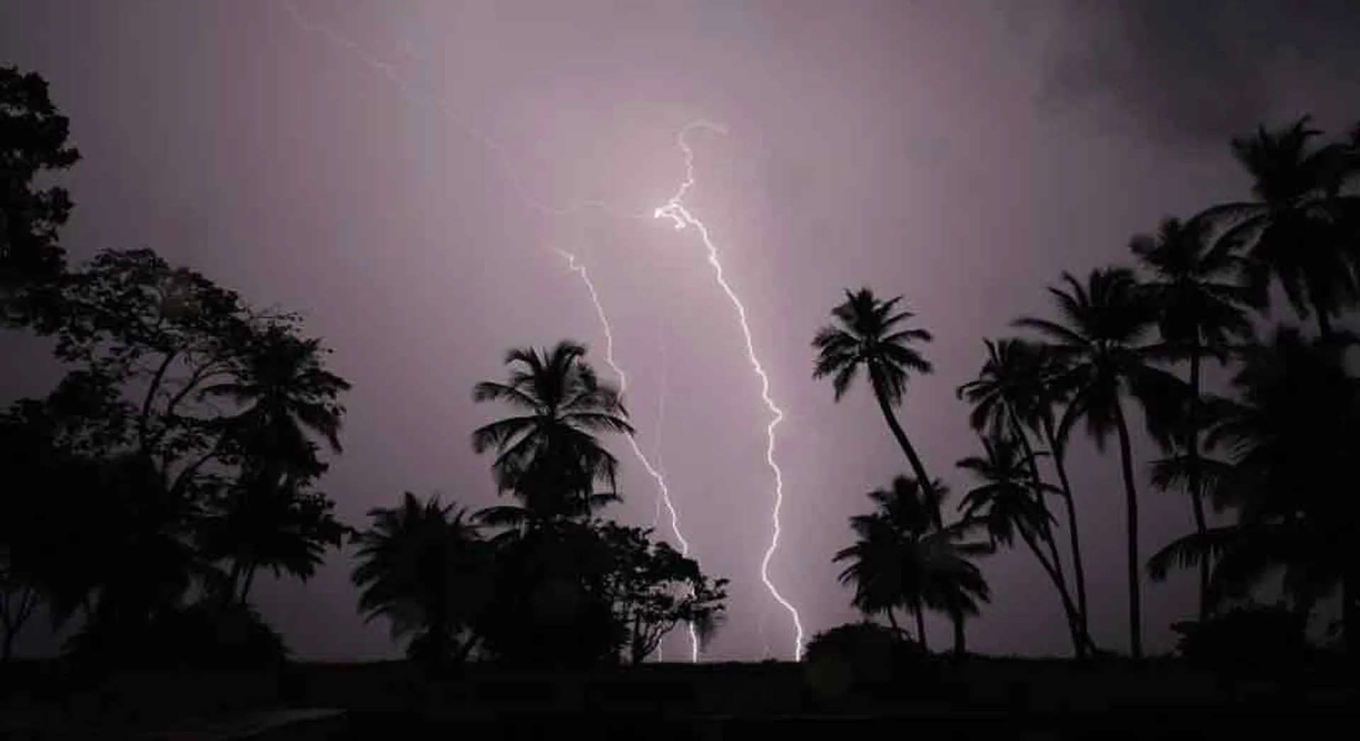 thunder attack near Villupuram