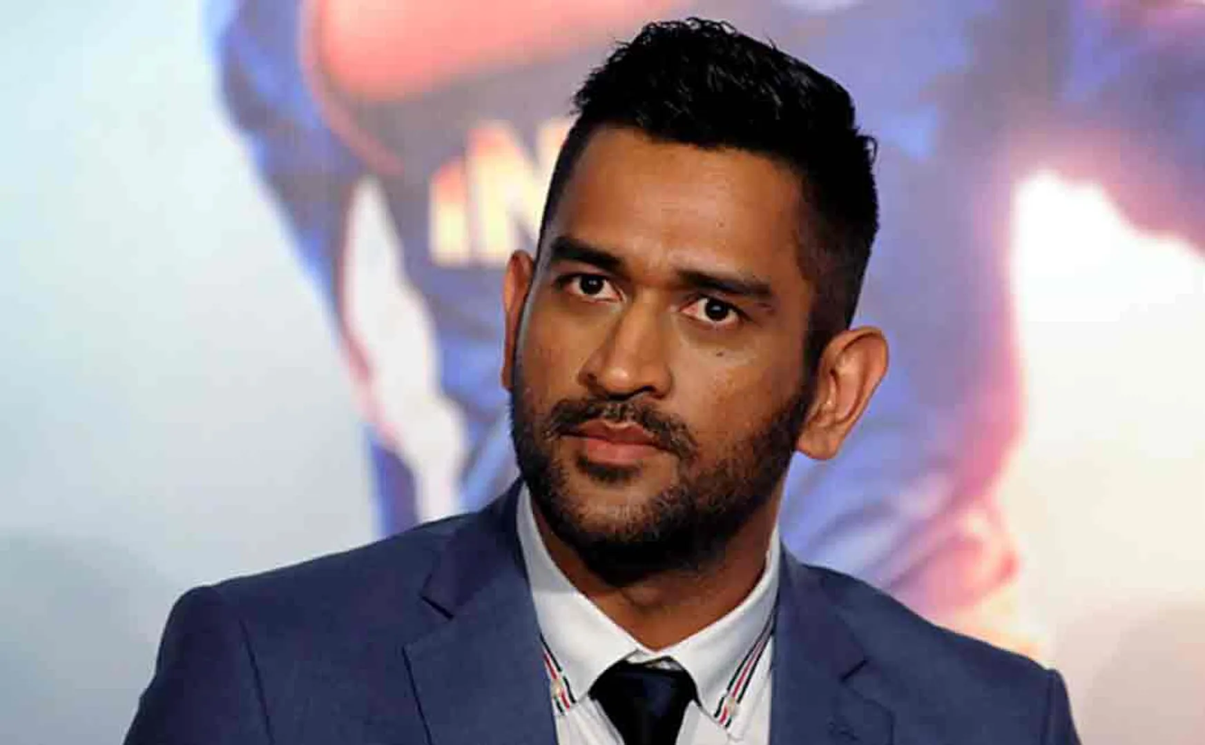 dhoni may participate as guest comentator in indias first day night test cricket