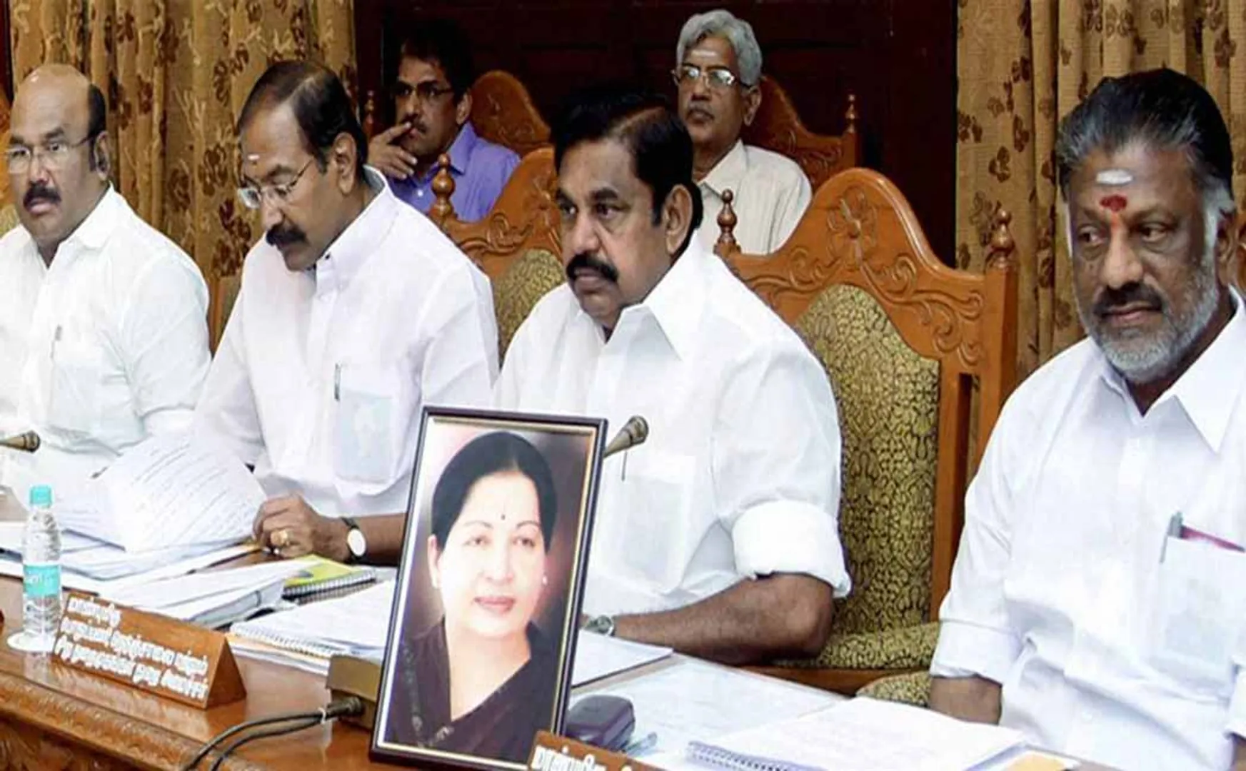 TAMILNADU CABINET MEET FINISH CM DISCUSS WITH MINISTERS 
