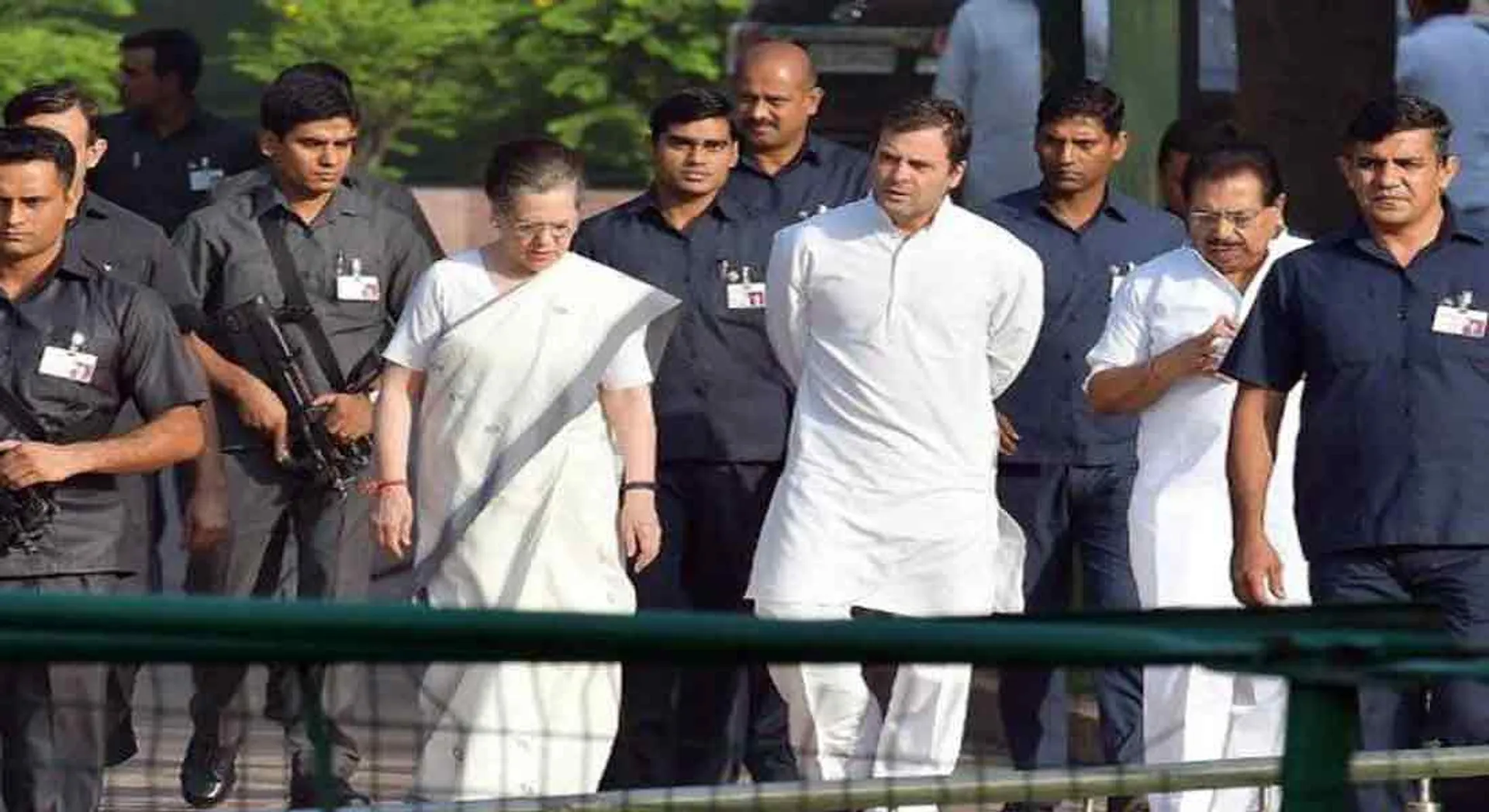 withdraw the Z-Plus security to Sonia, Rahul ?