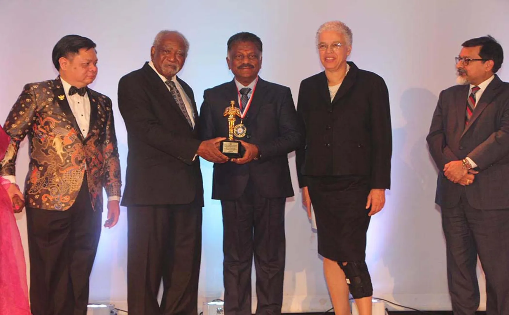 tamilnadu deputy cm o paneerselvam usa awards 