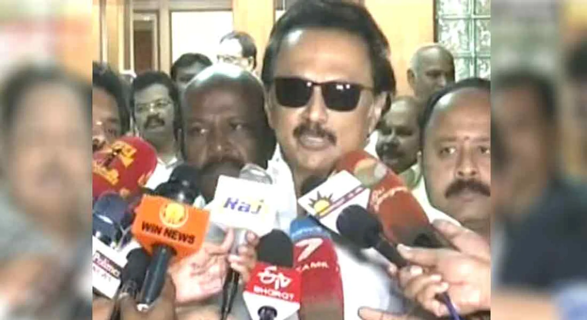 Stalin's condemnation to   indirect mayoral election 