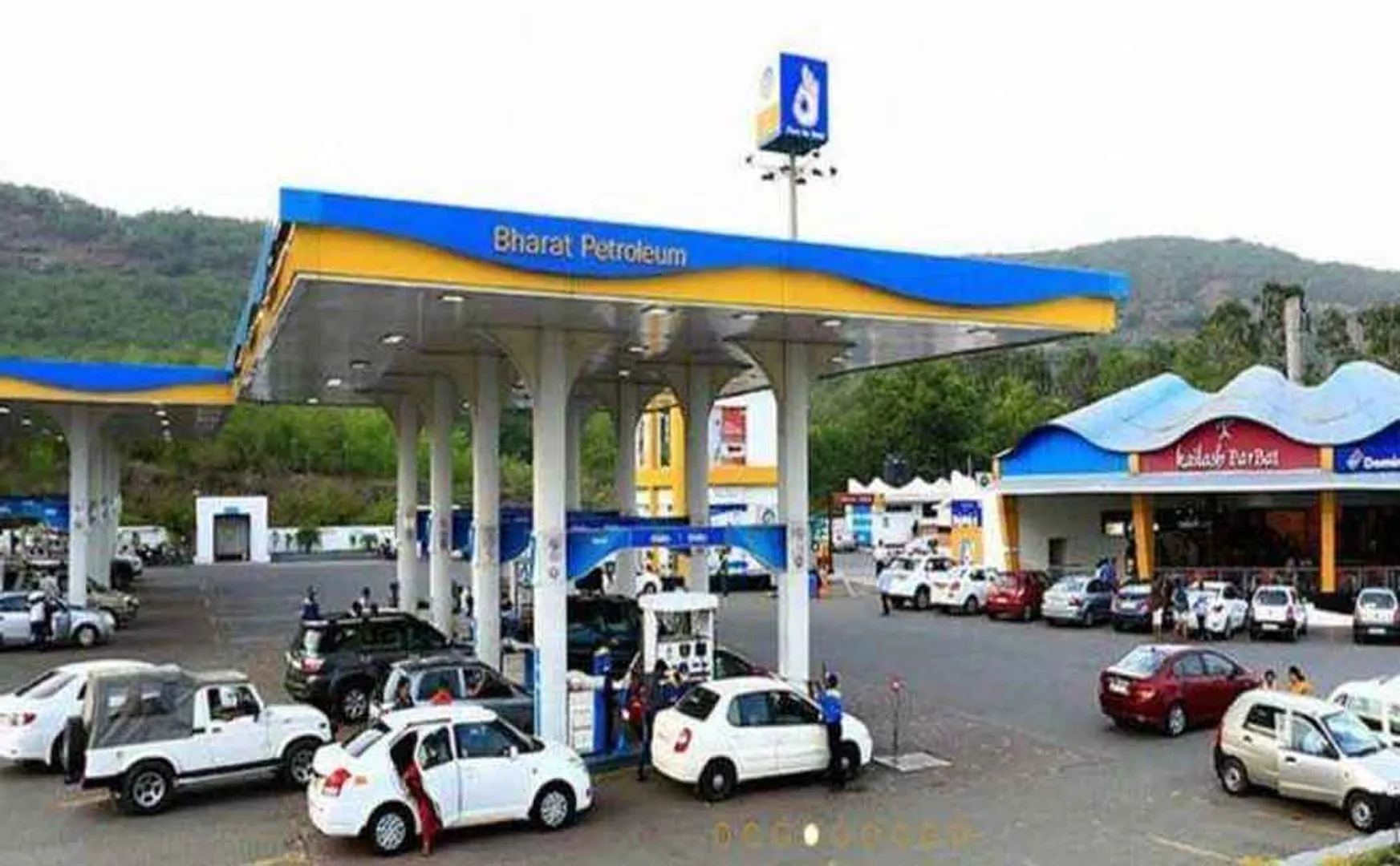 bharat petroleum employees strike chennai high court order 