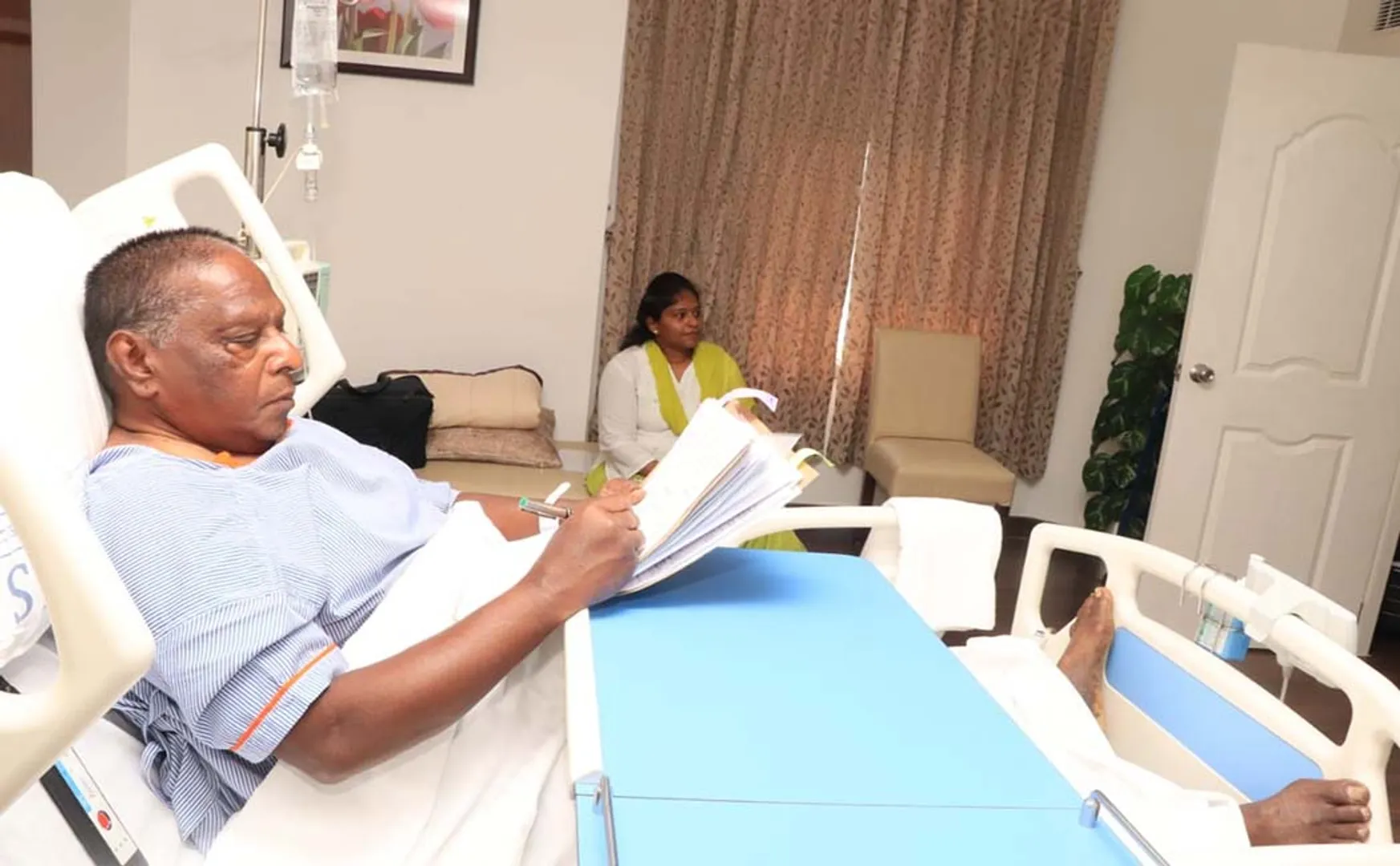 PUDUCHERRY CM NARAYANASAMY ADMIT AT CHENNAI PRIVATE HOSPITAL 