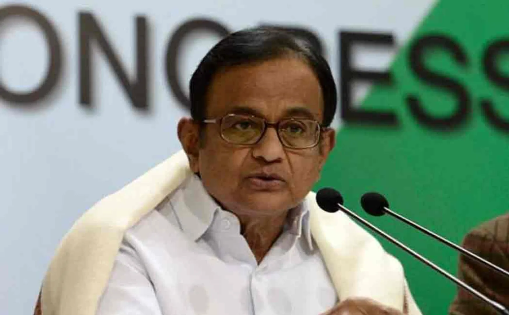 chidambaram tweet about maharashtra politics