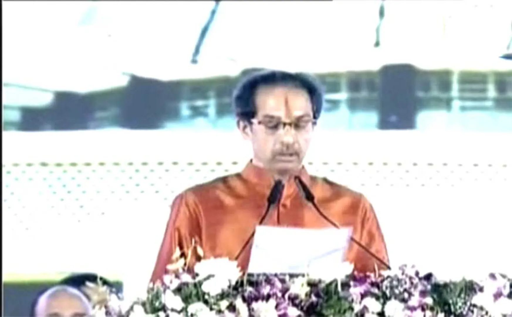 maharashtra cm uddhav thackeray swearing in ceremony at mumbai in sivaji park 