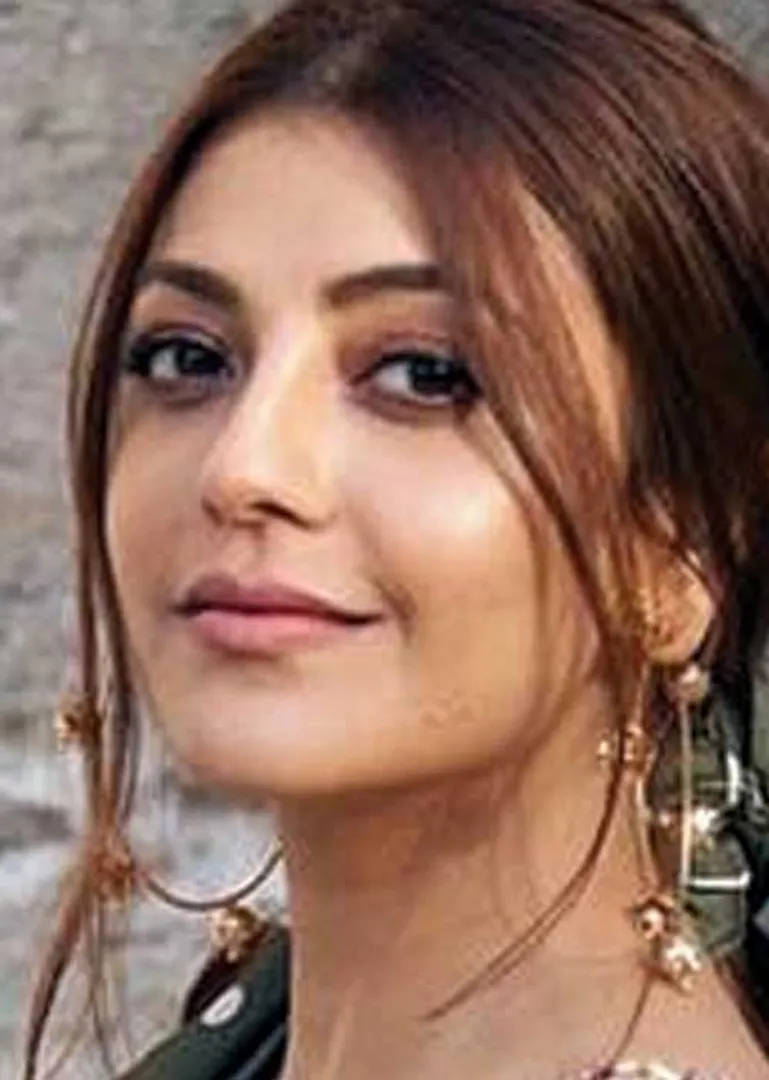 /idhalgal/cinikkuttu/i-am-ready-gajal-agarwal