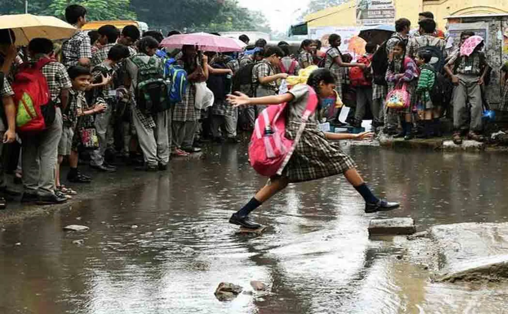 heavy rain most of districts schools holiday announced 