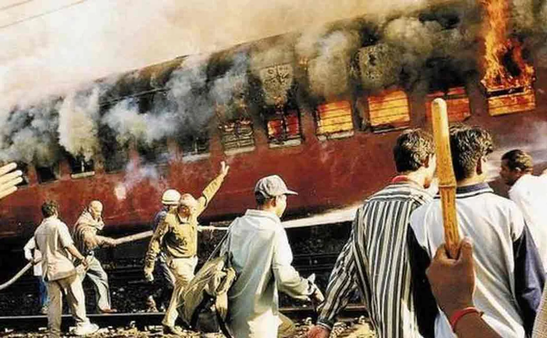 nanavati mehta commision report about godhra train accident