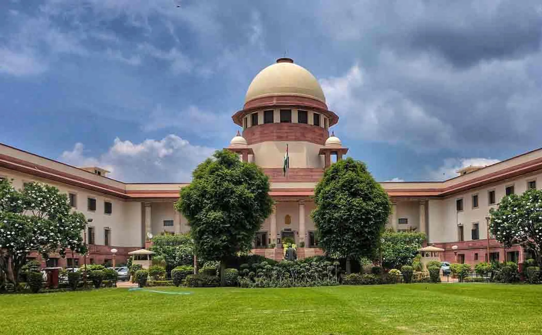 supreme court issues noice to bjp government on caa