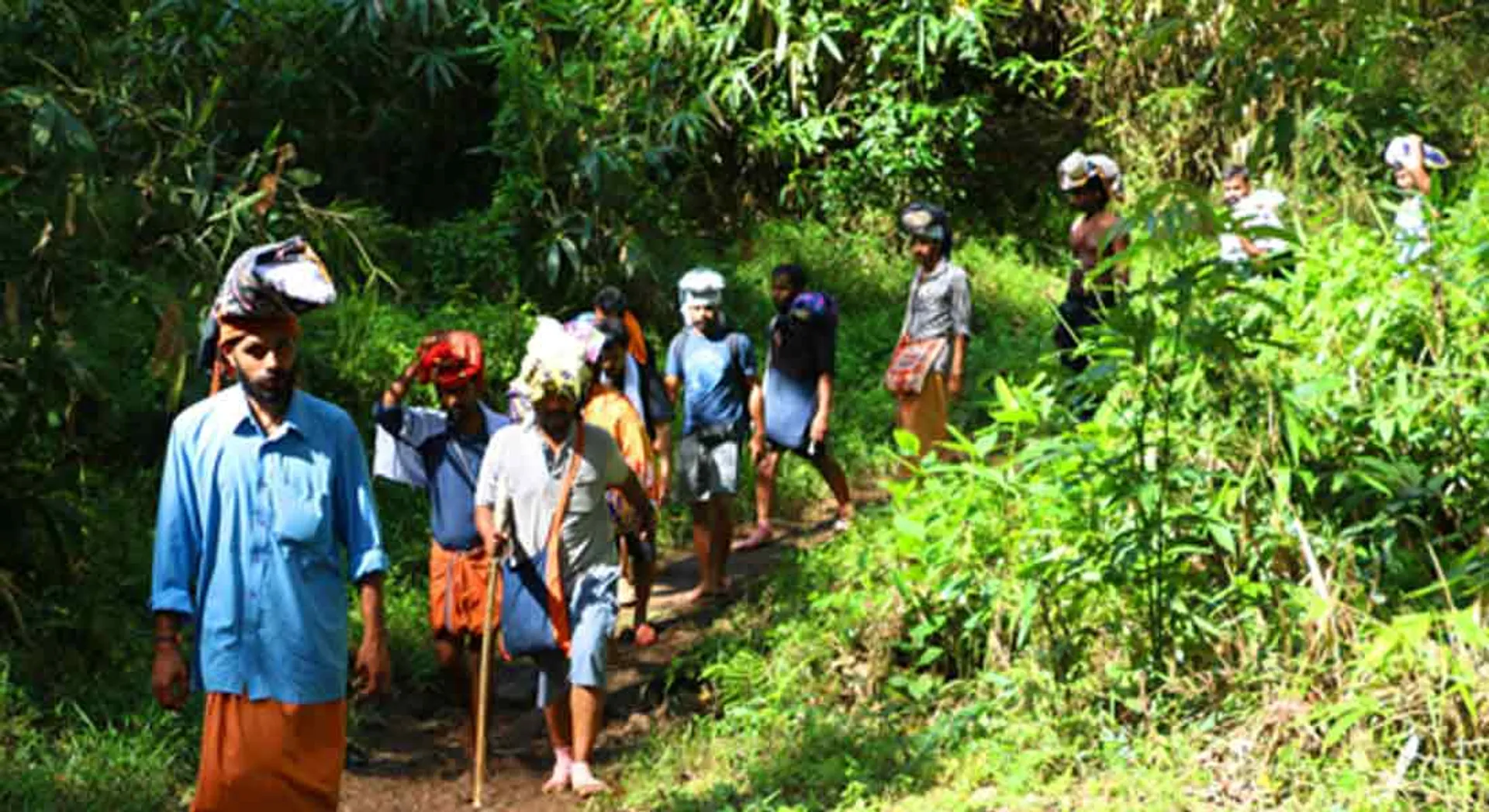  Devotees going to Sabarimala ahead of local elections