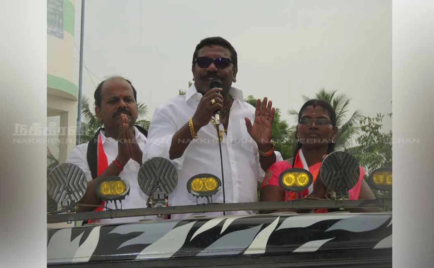local body election campaign actor karunas mla sivagangai district 