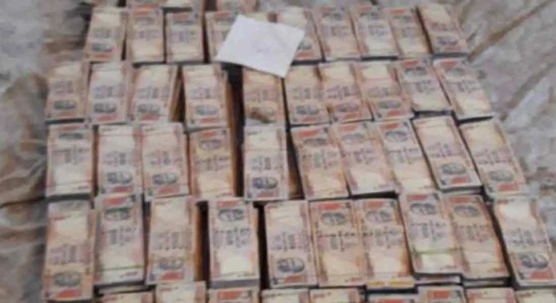 seizes old banknotes at DMK  person home