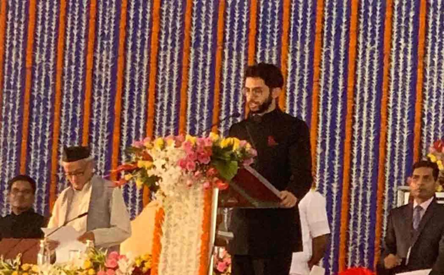 aadithya thackeray sworn in as maharashtra minister