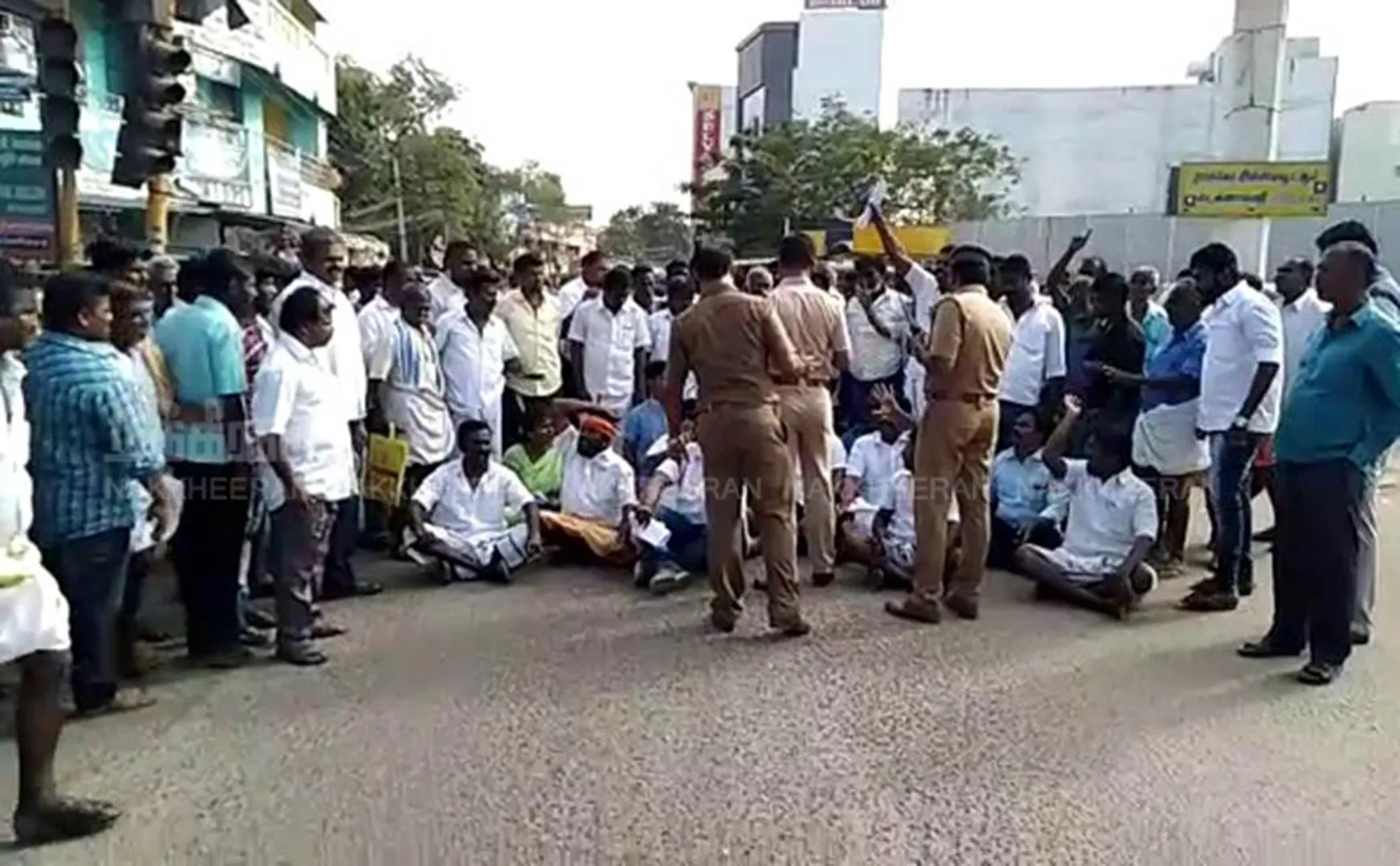 Local body election-DMK protest