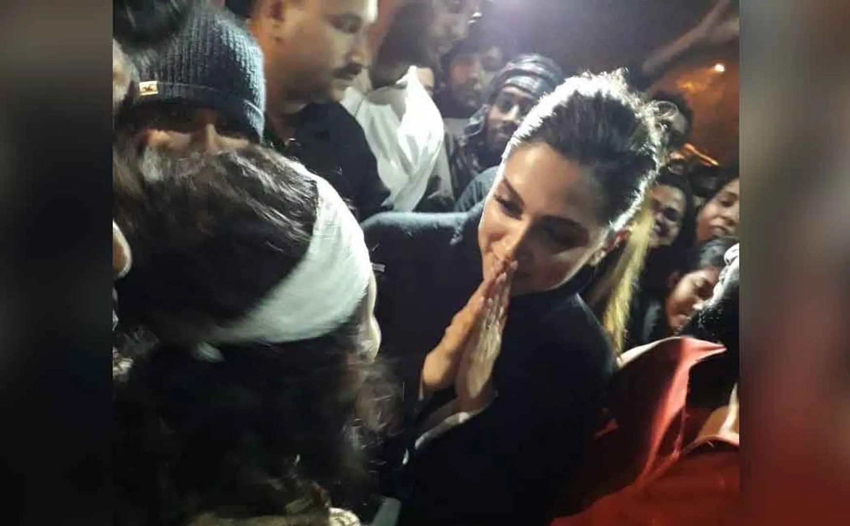  boycott chhapak deepika padukone movie hashtag trending in twitter