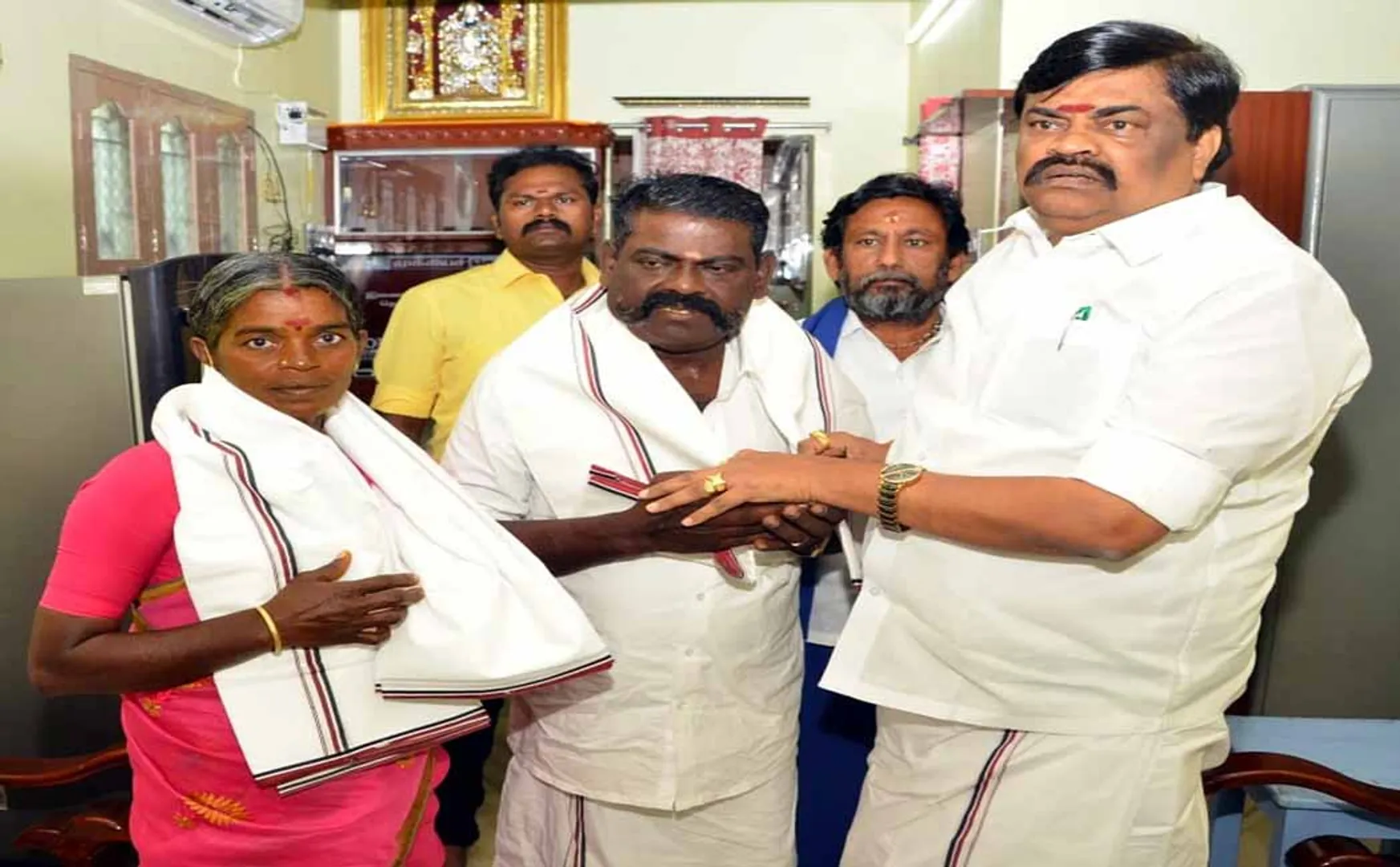 viruthunagar elected candidate start peoples service admk dmk 