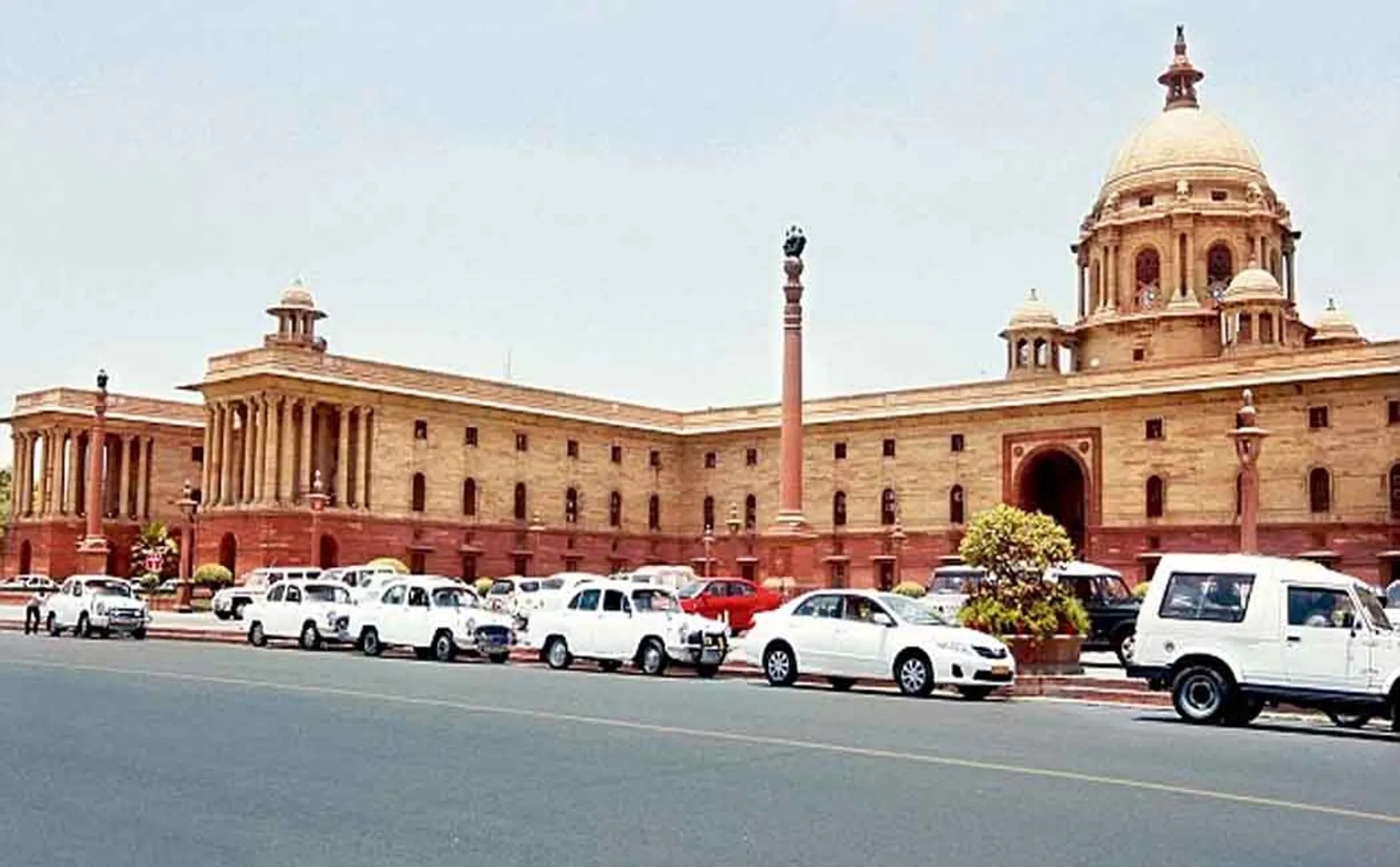 oman country king Sultan Qaboos incident india government 