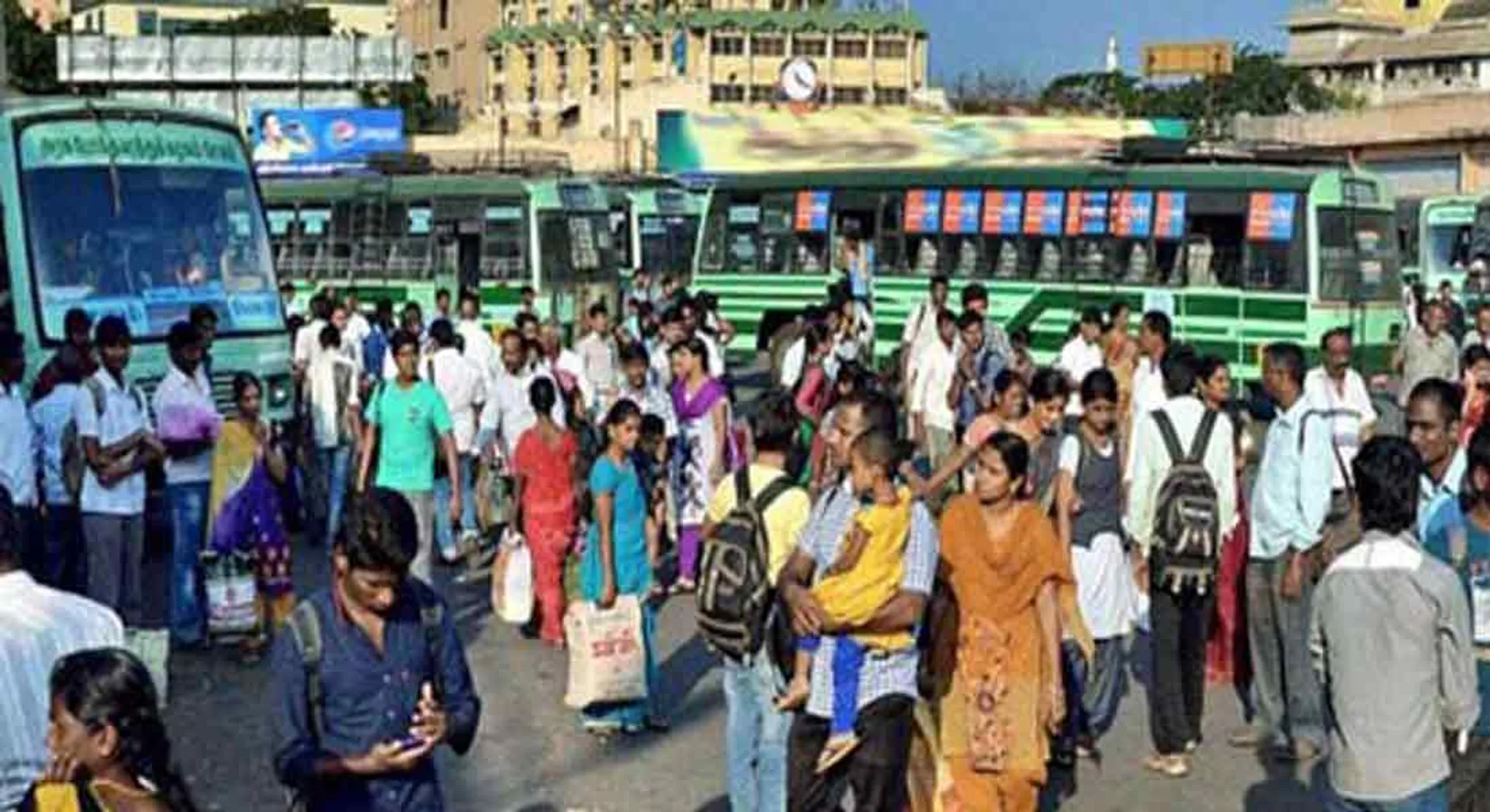 Pongal holidays ... 4.13 lakh people travel  from Chennai