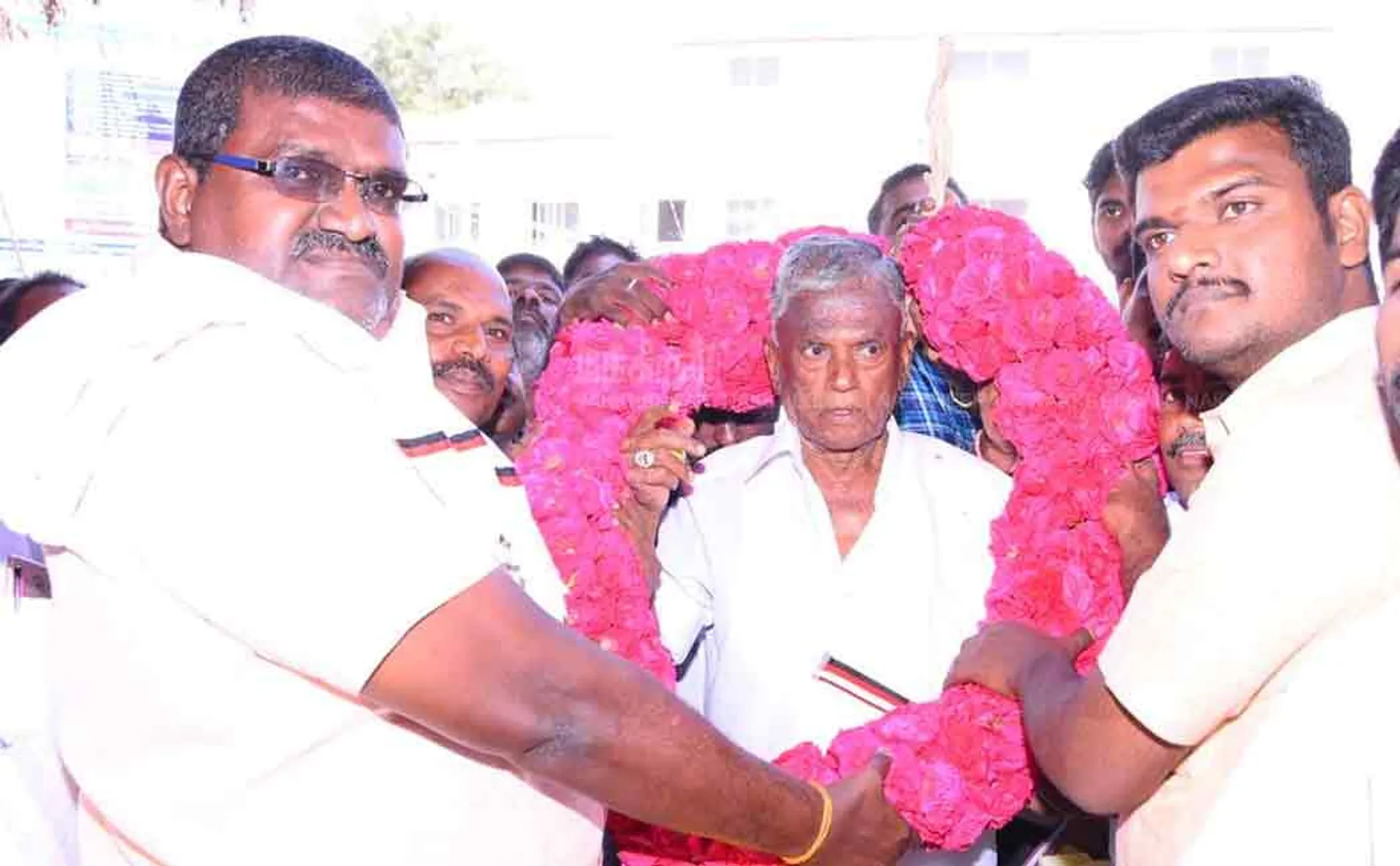 dindigul dmk candidate become union president 
