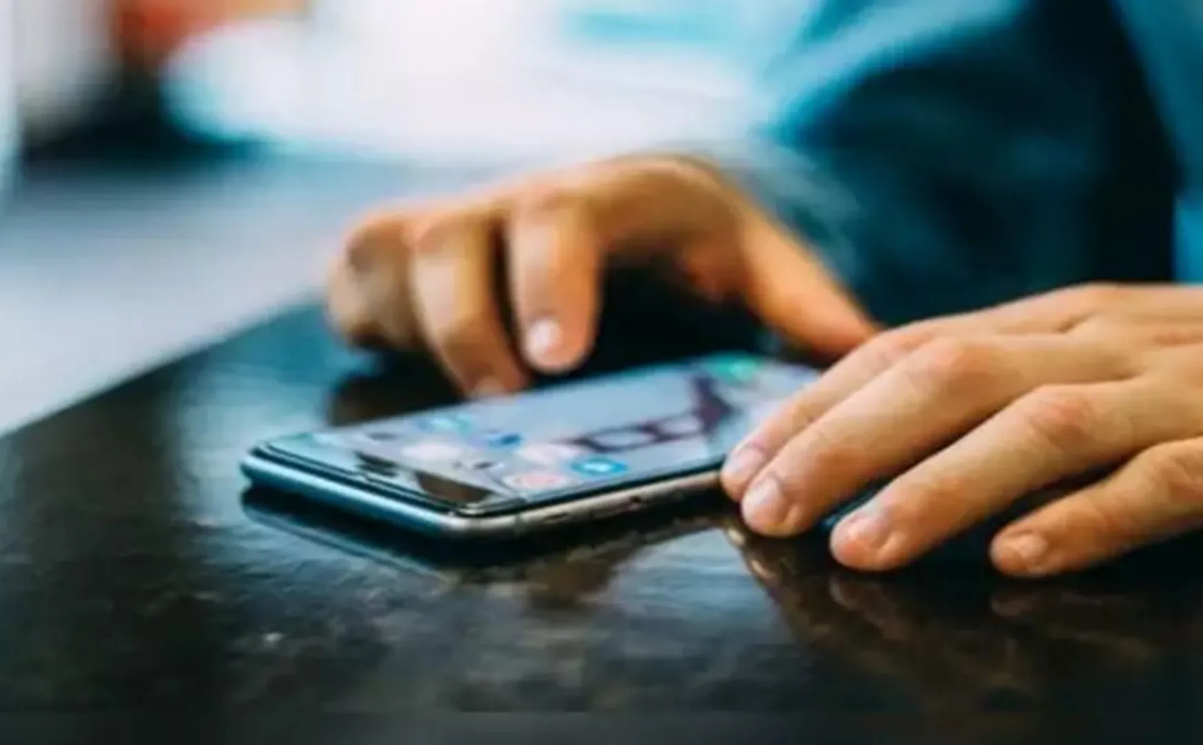 Cell phone store employee arrested in Villupuram 