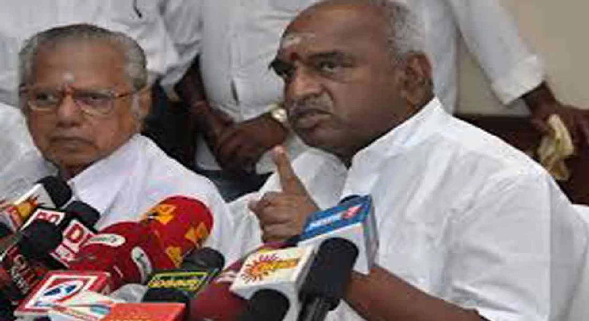 my vote only for Rajendra Balaji - Pon. Radhakrishnan!