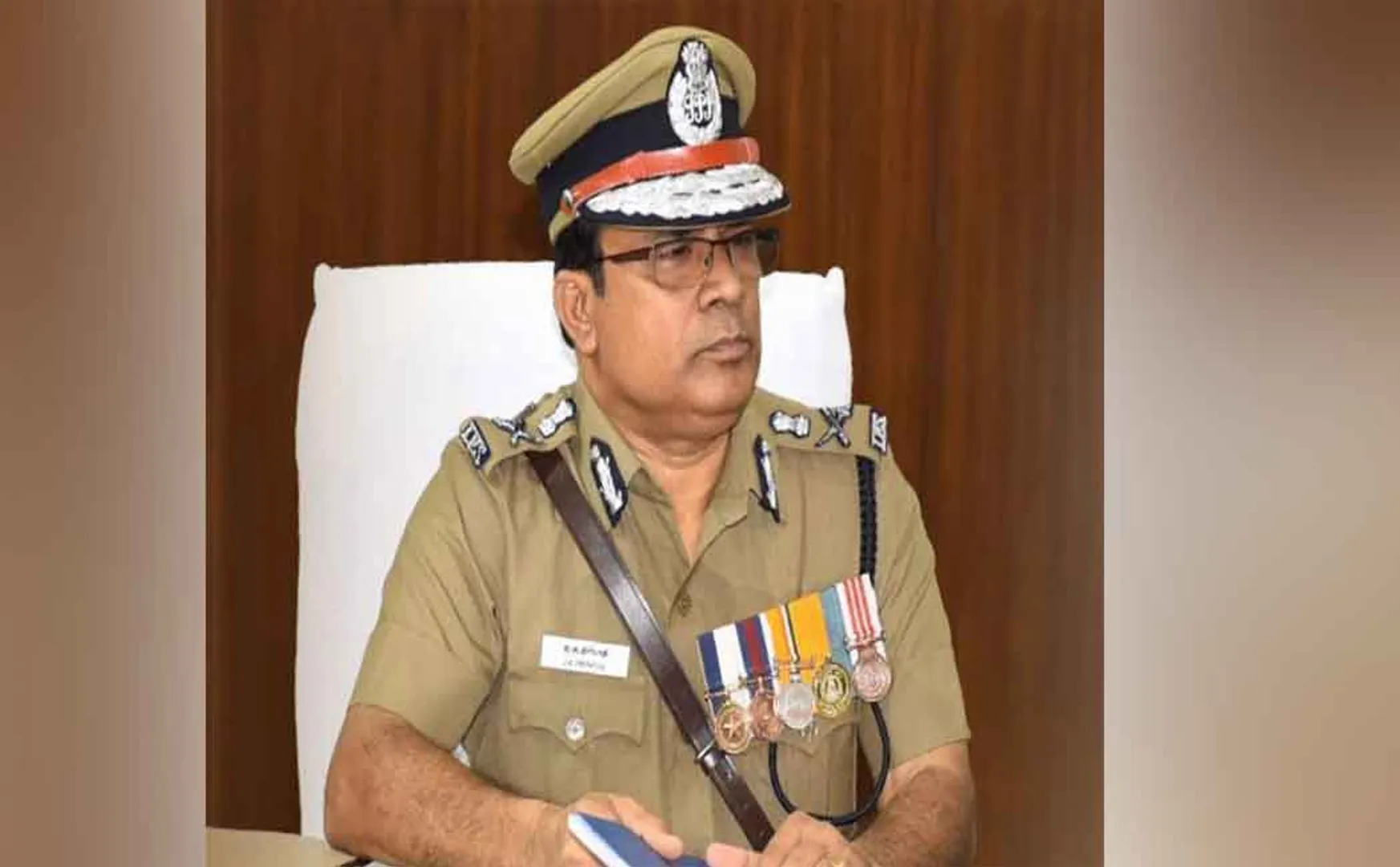 periyar statue vandalized in chengalpattu district dgp tripathy 