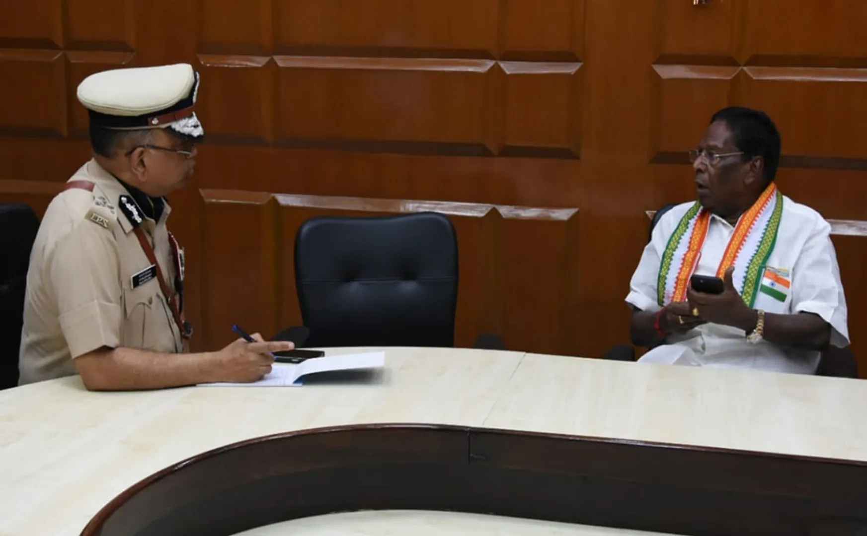puducherry union police job vacancy dgp and cm discussion 