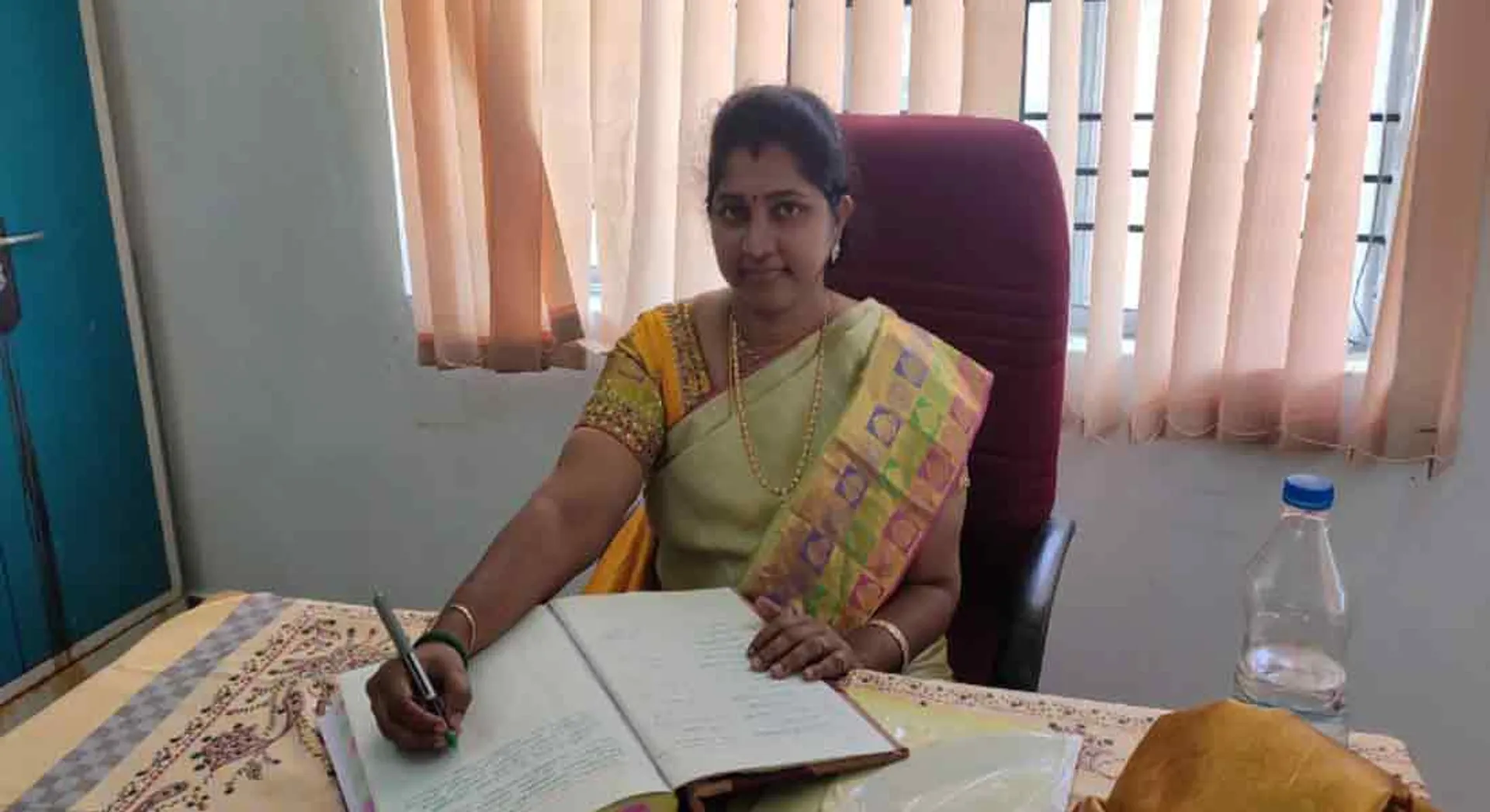 Peravurani Union Election... admk  Sasikala Ravi Shankar wins