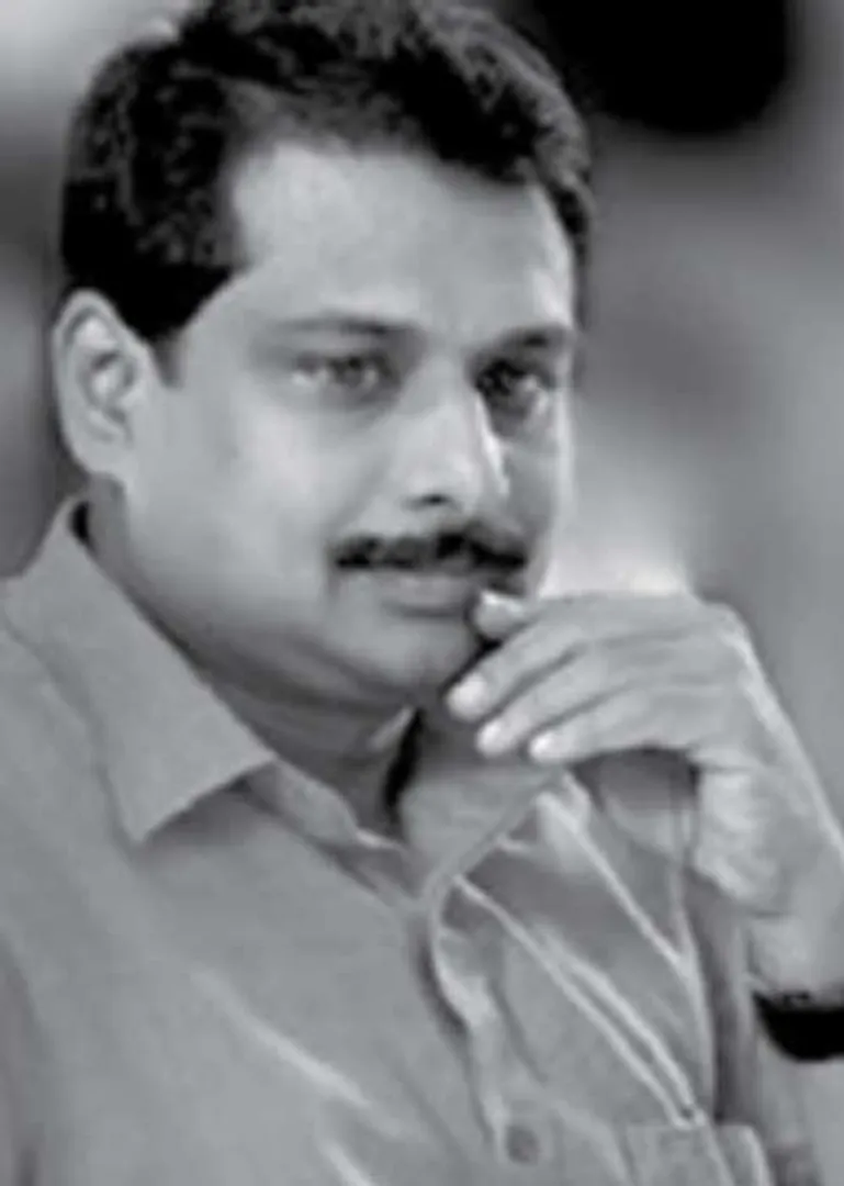 /idhalgal/eniya-utayam/chitambalam-manutam-venthamma-govlennin