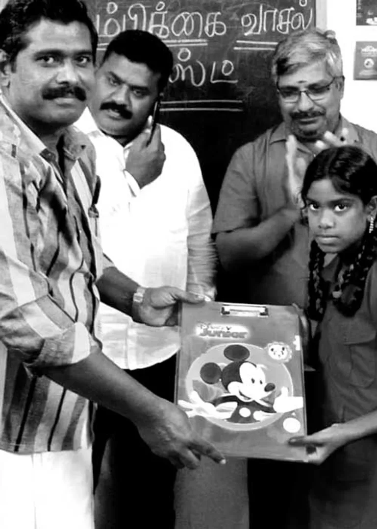 /idhalgal/eniya-utayam/poet-ekalaivan-sumathi-sankar-life-changing-poet-transformers