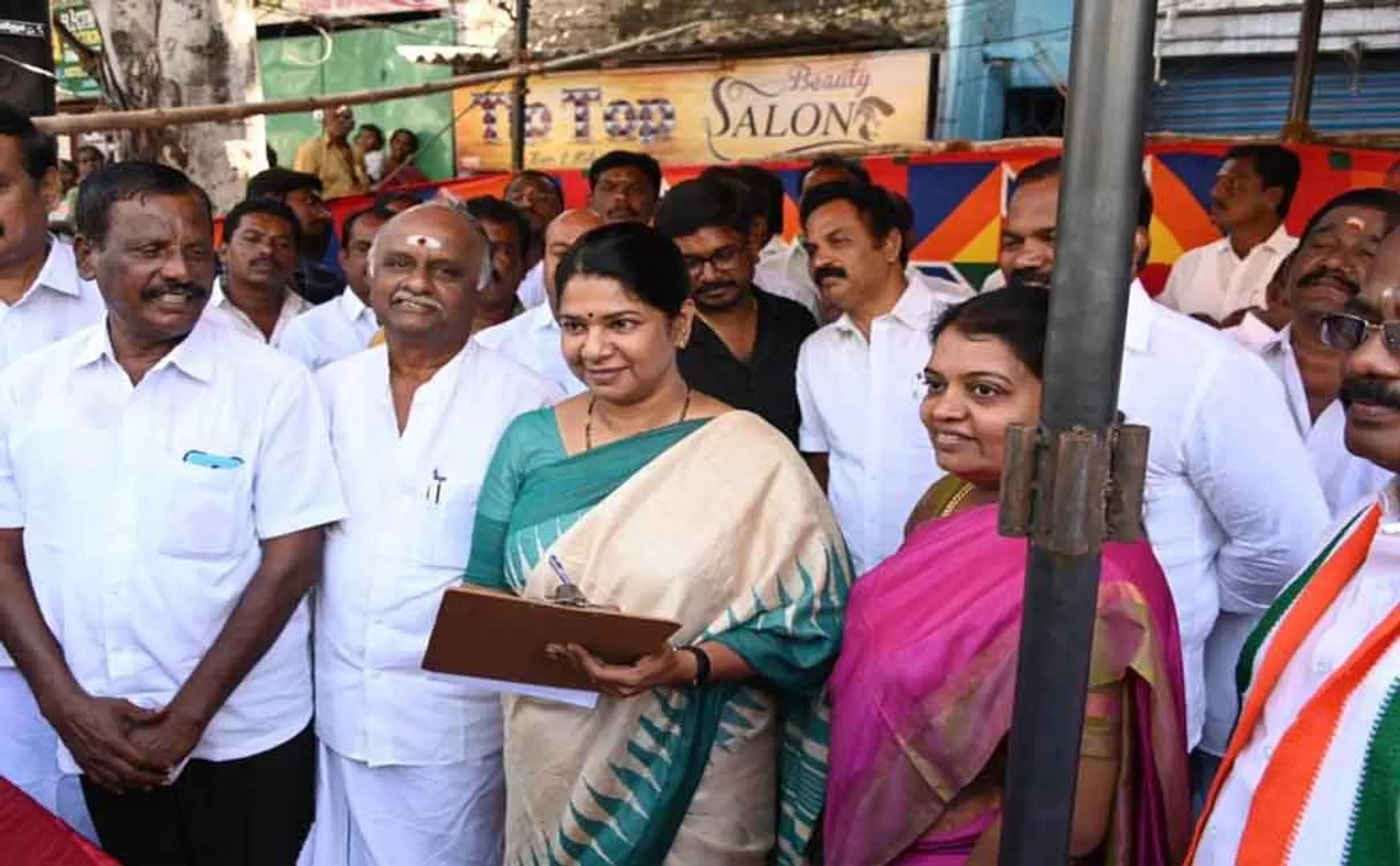 caa signatur movement thoothukudi kanimozhi mp 