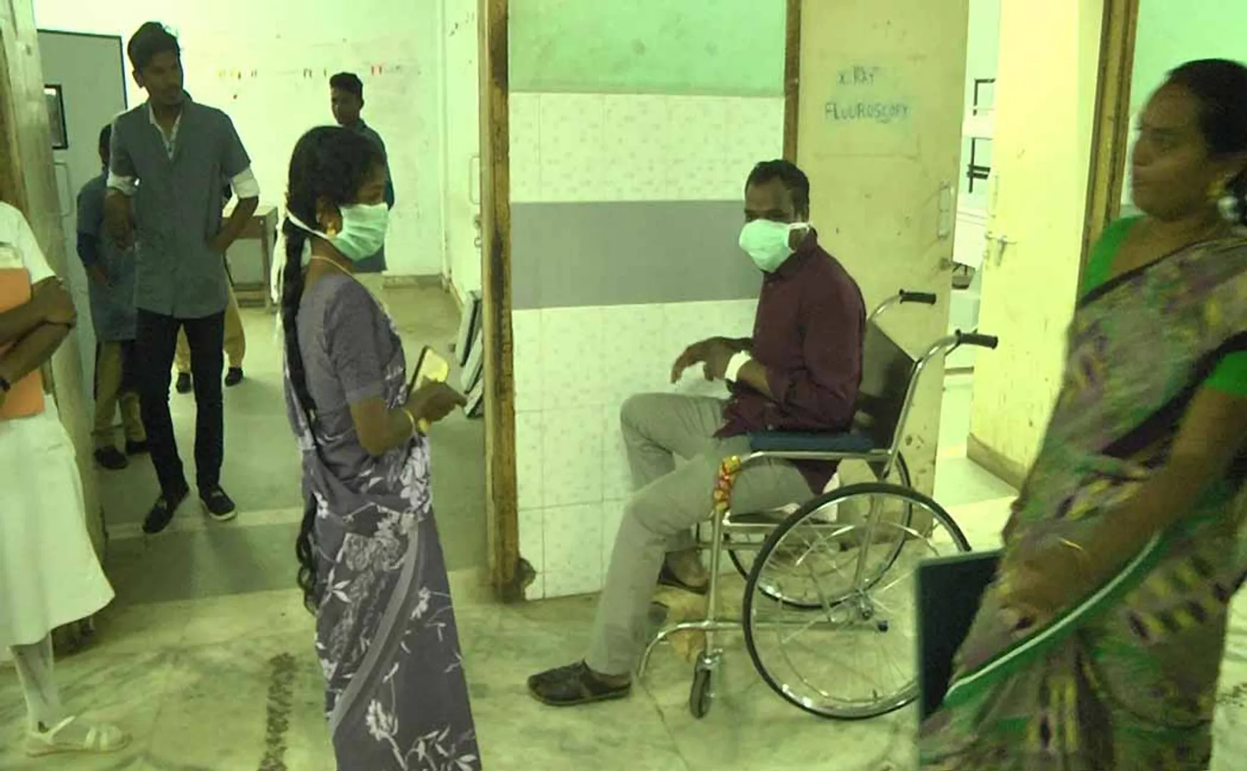 tiruvarur youngster coronavirus hospital admit 