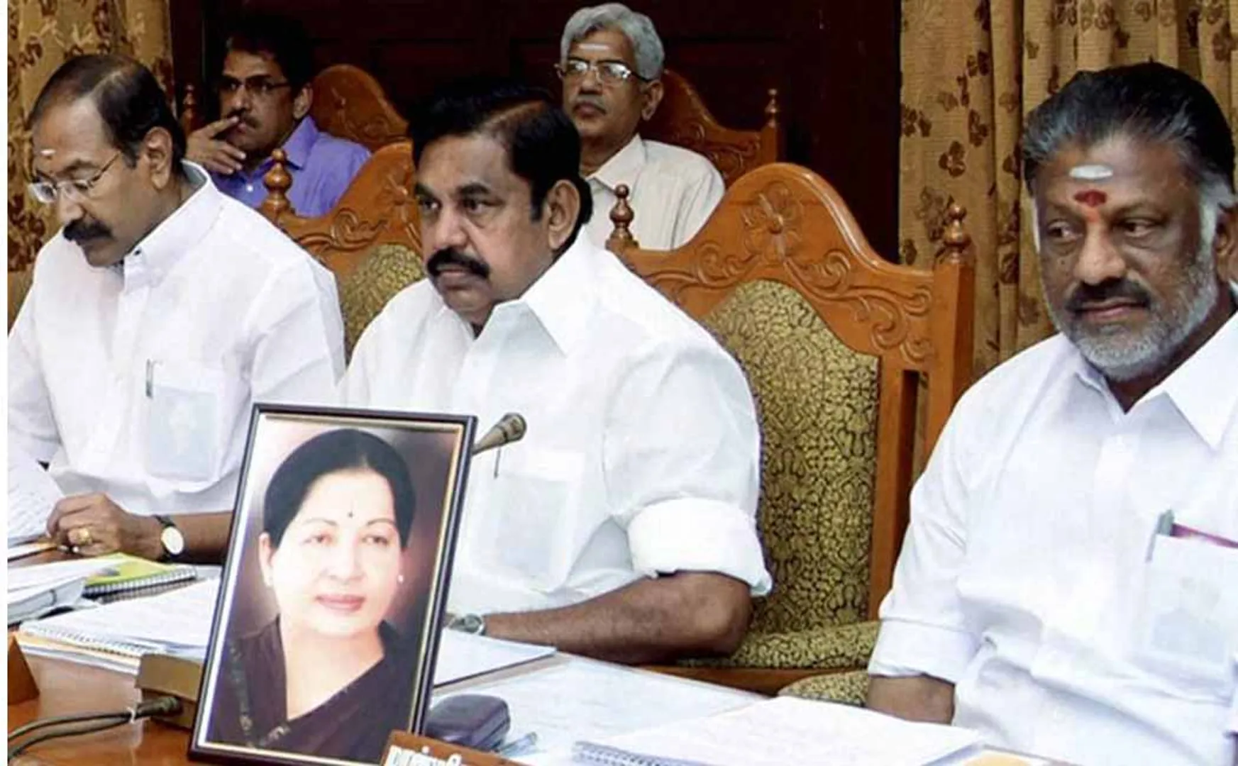tamilnadu cabinet meeting over 