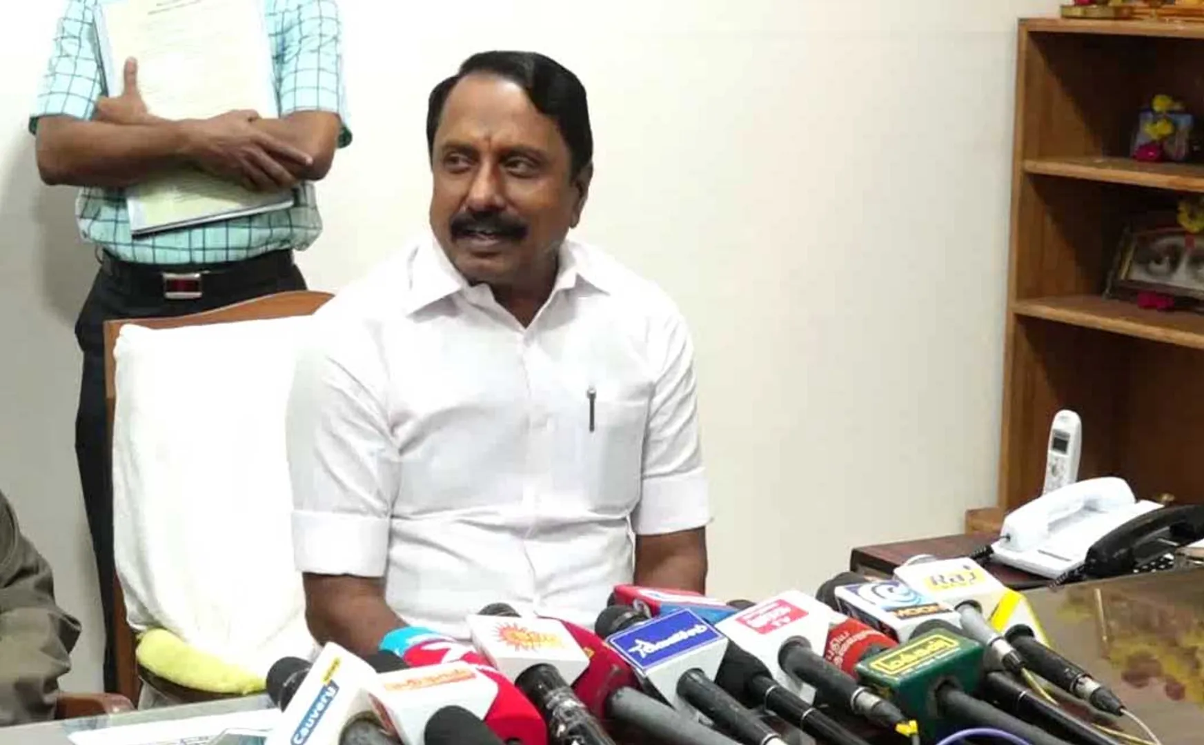 neet exam government minister sengottaiyan press meet 