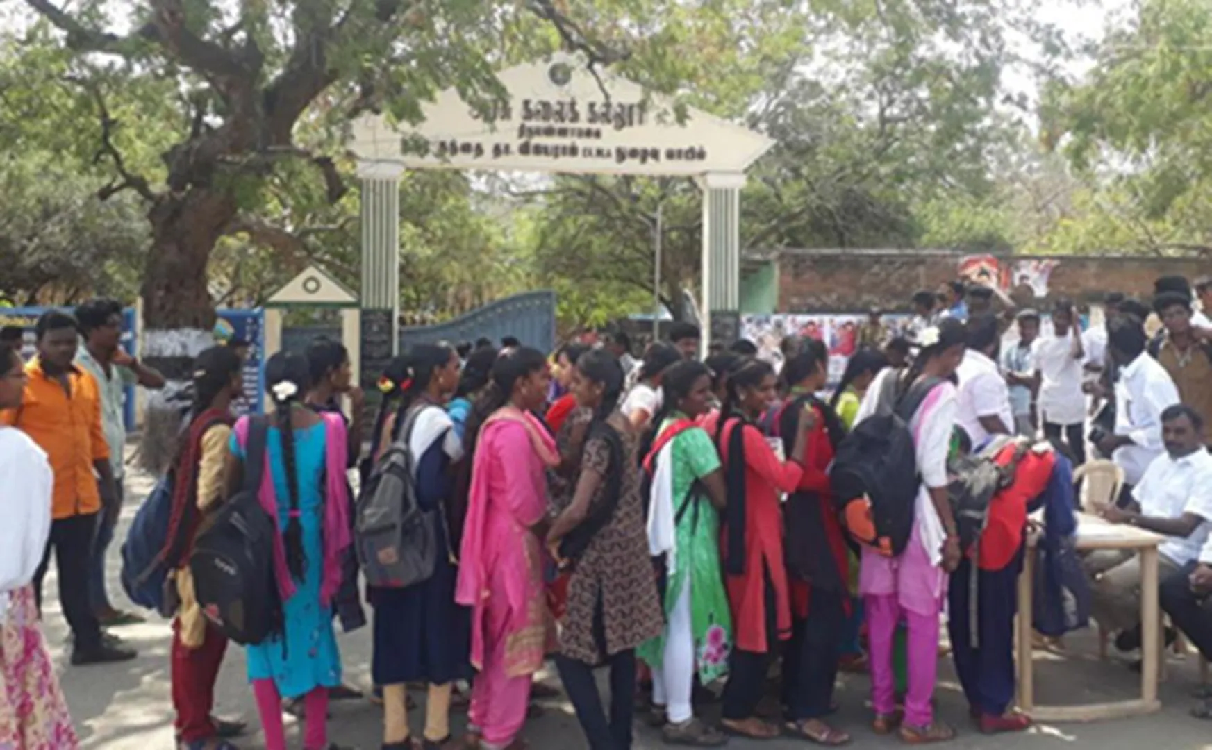 COLLEGE STUDENTS INTERESTED TO SIGN AGAINST NRC