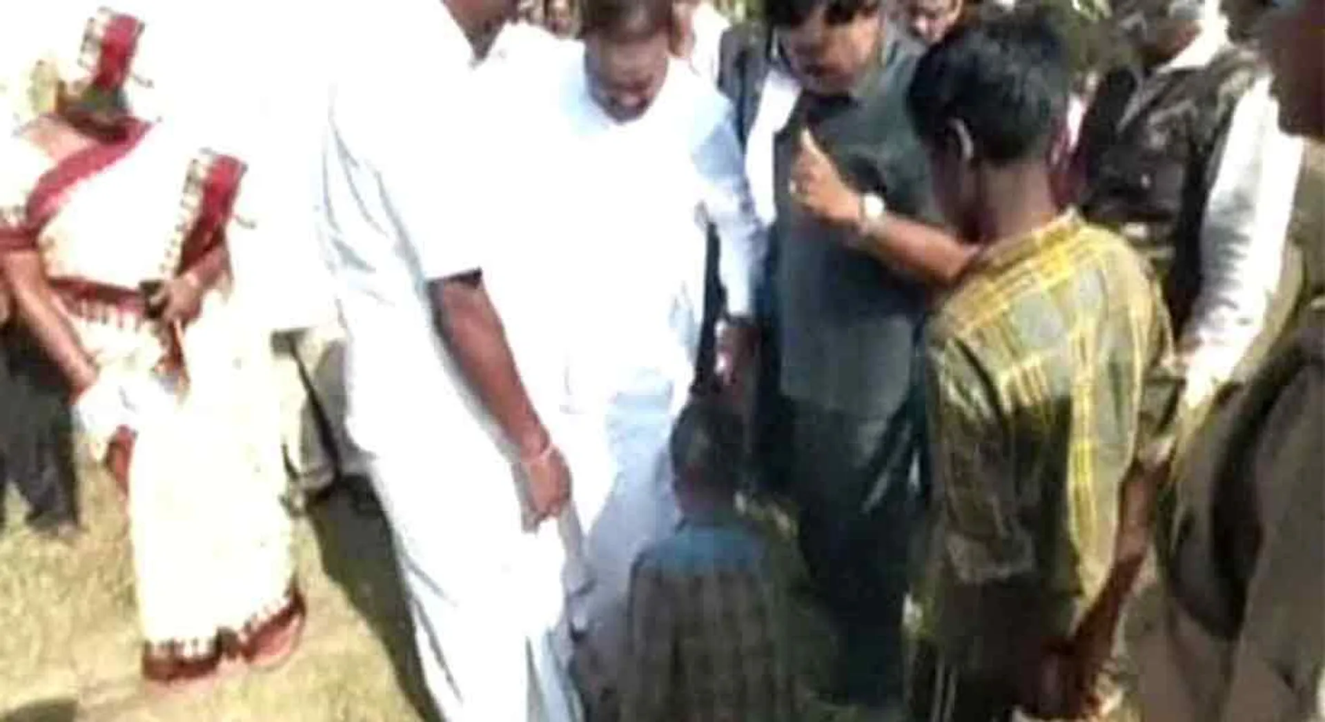 minister dindigul seenivasan;The boy complained to the police to minister