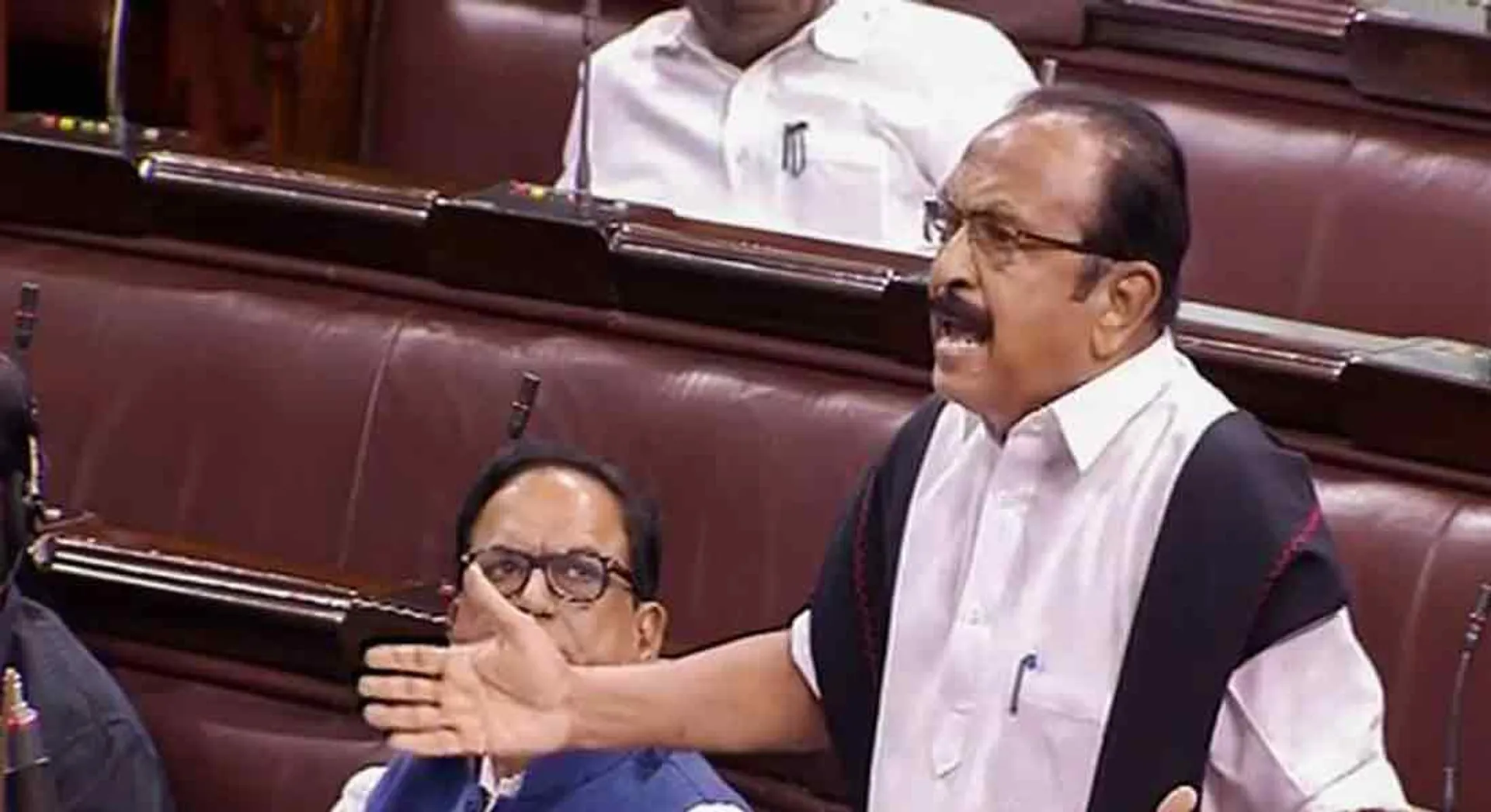 Why don't some state governments have a republic day squad? - Vaiko question!