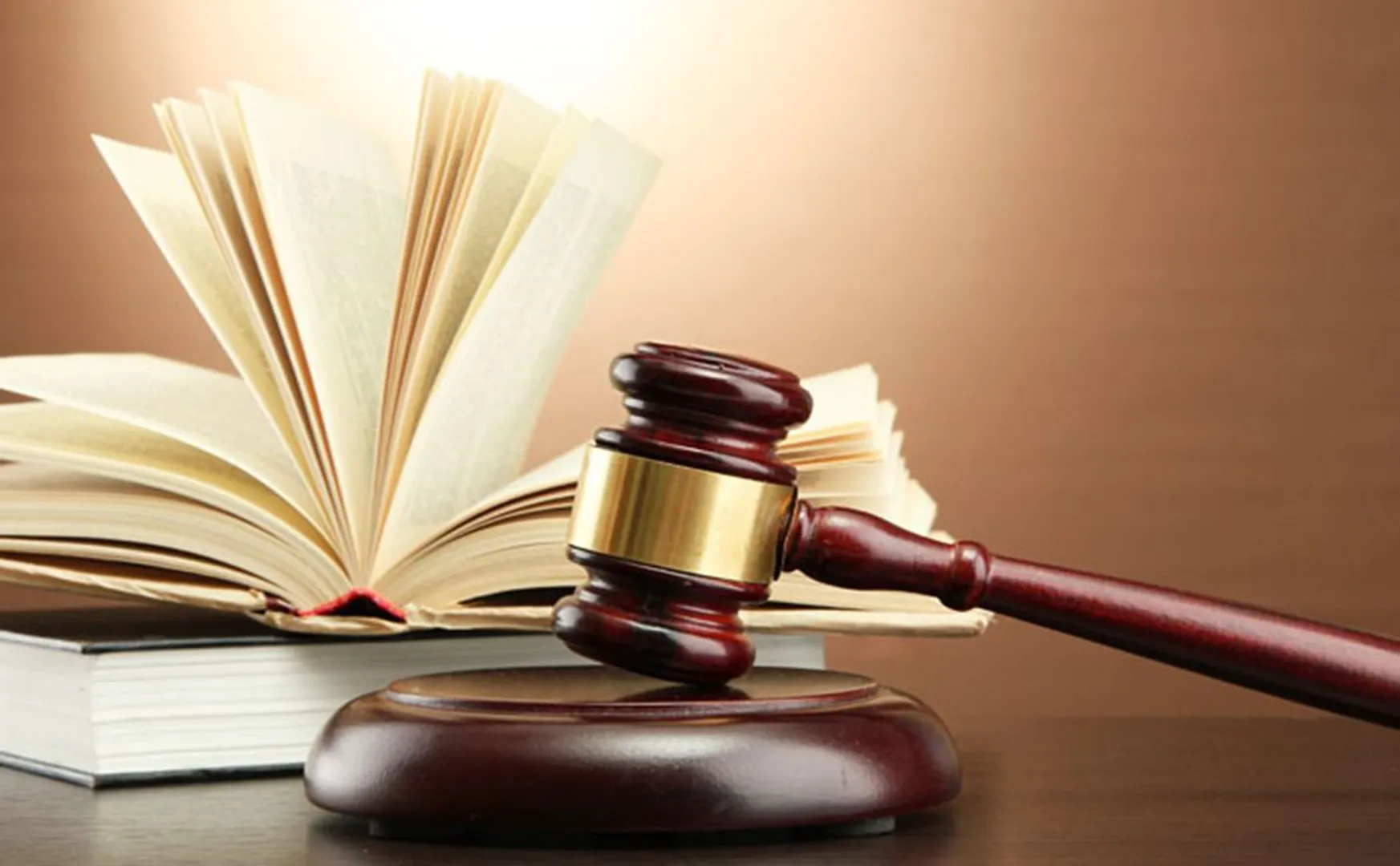 Lawyers boycotted  court