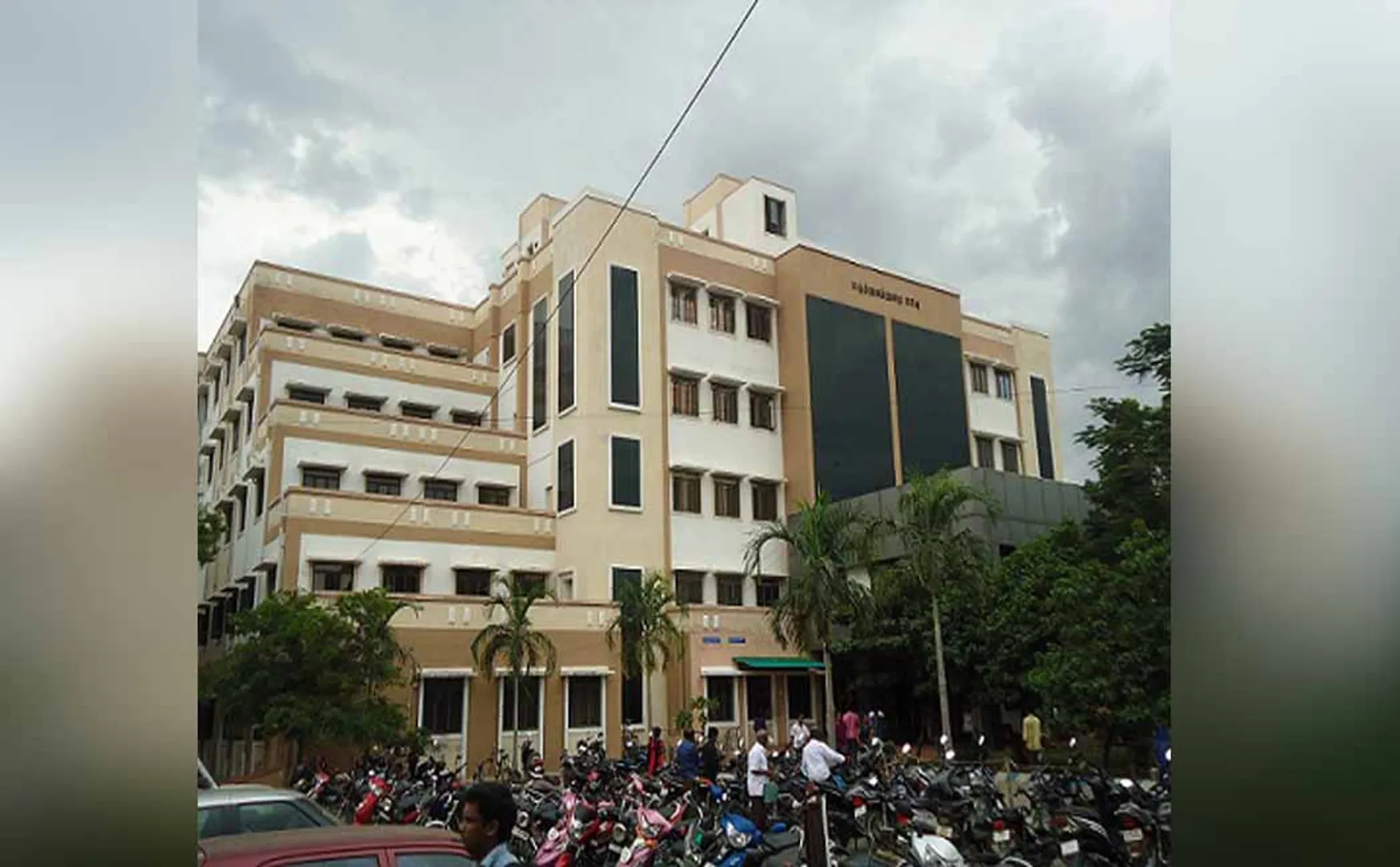 salem district government hospital two employees suspend 