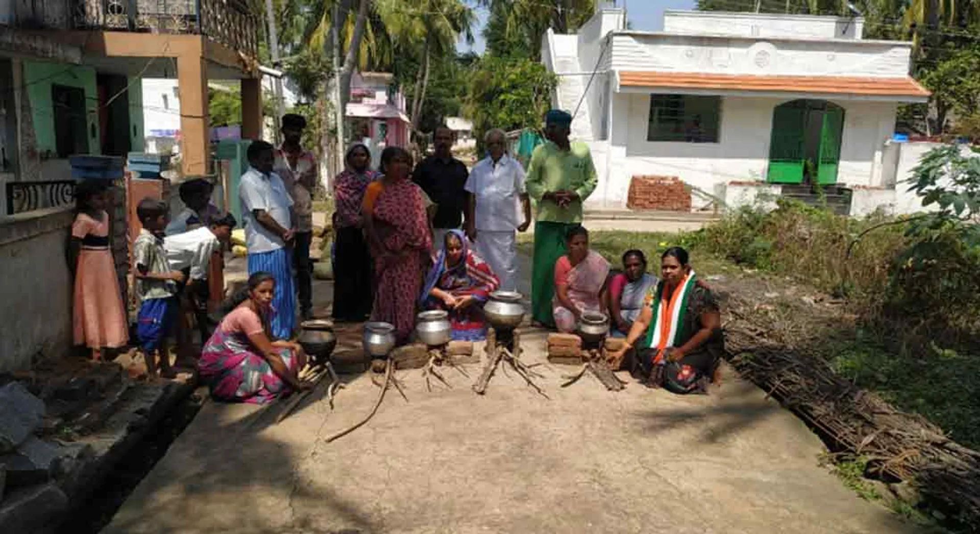 Cylinder price rise; Women cook in firewood oven !