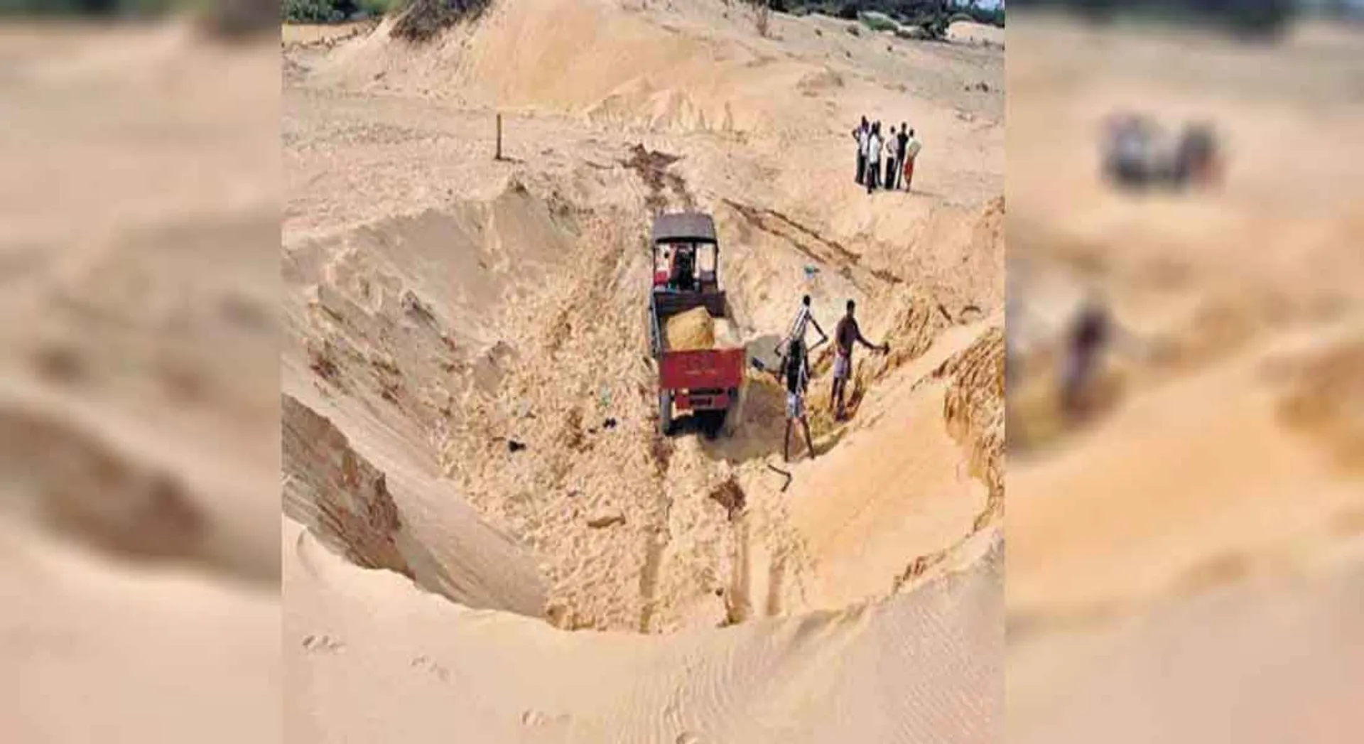 Prohibition of sand quarrying - The Collector is ordered to respond!
