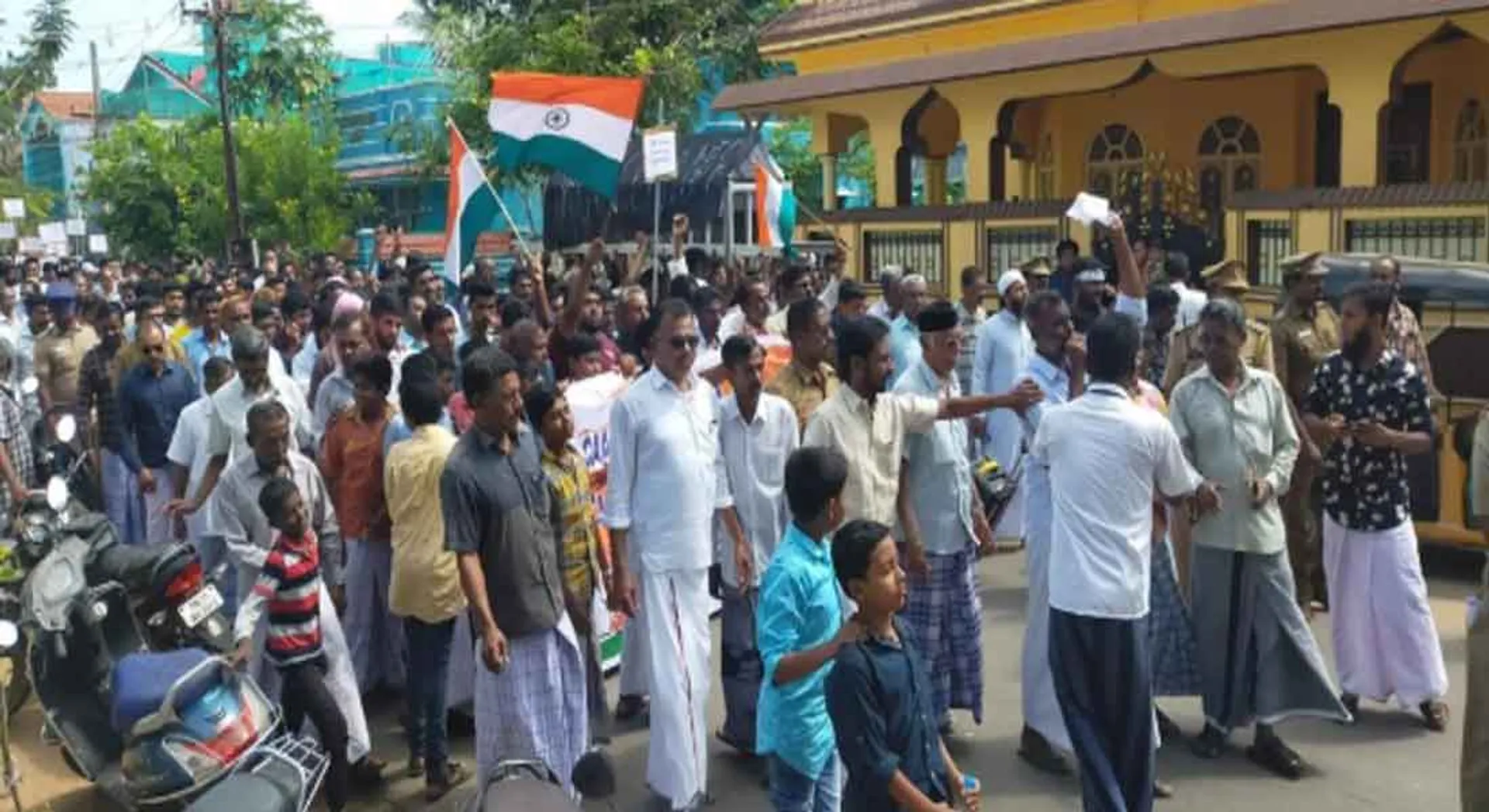 The procession in the coffin of citizenship law at Paranagpet