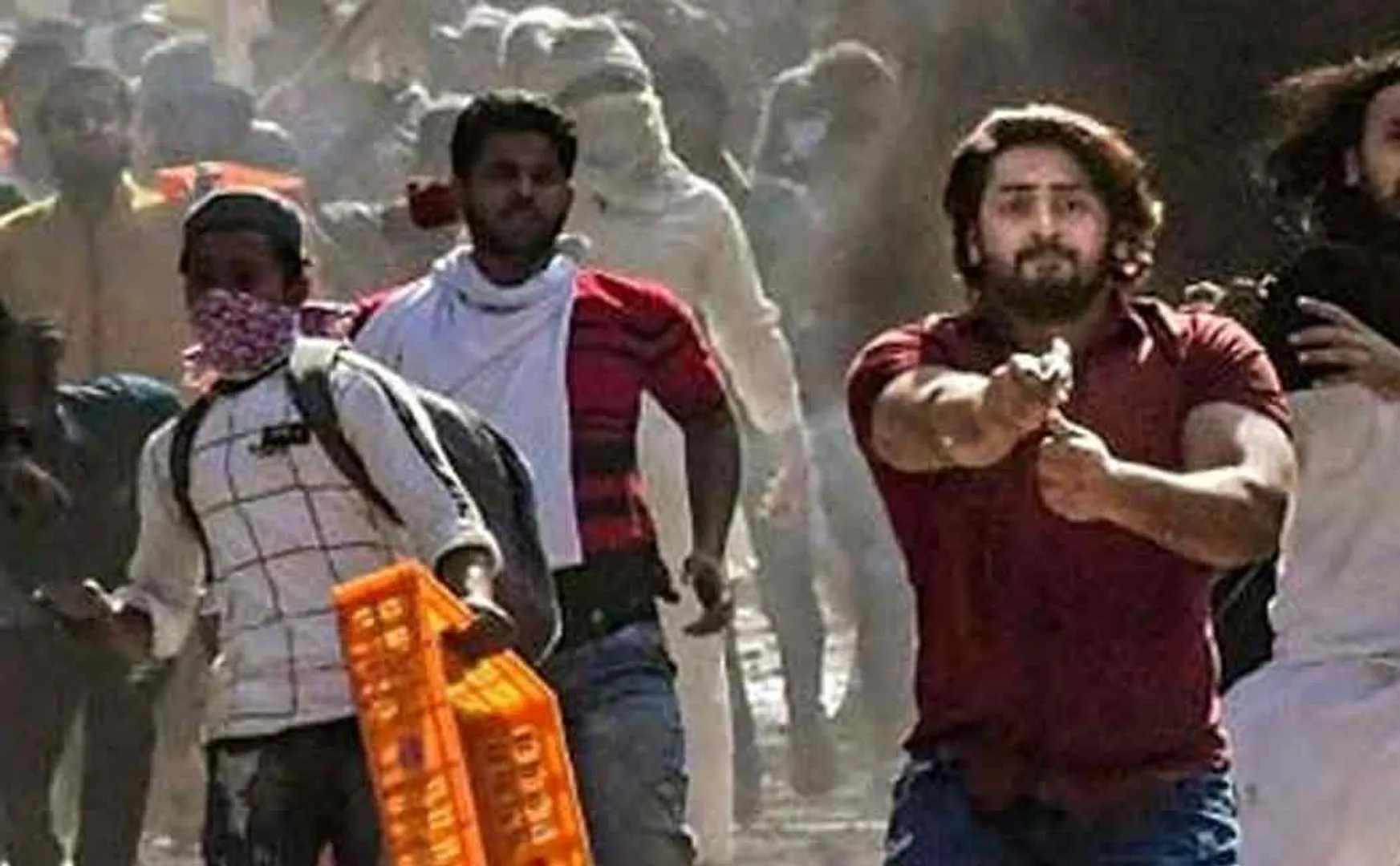 red shirt man arrested by police in in delhi