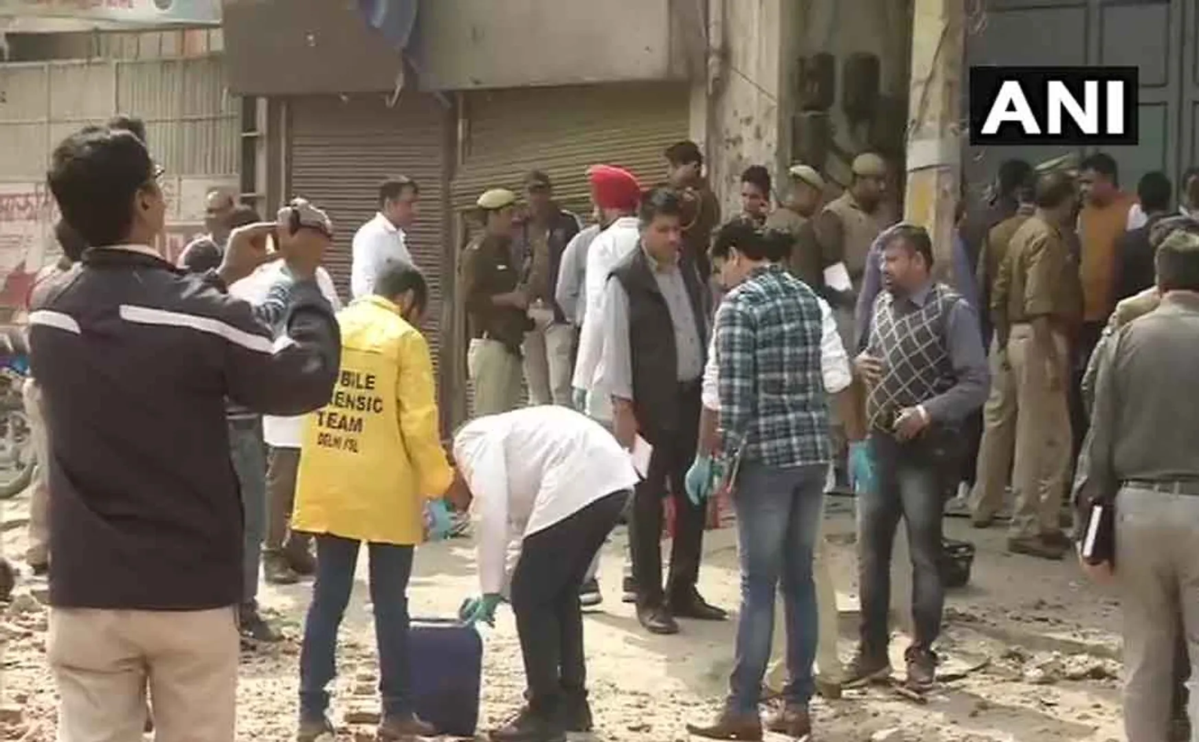 delhi issues caa peoples police fir filled 630 persons 